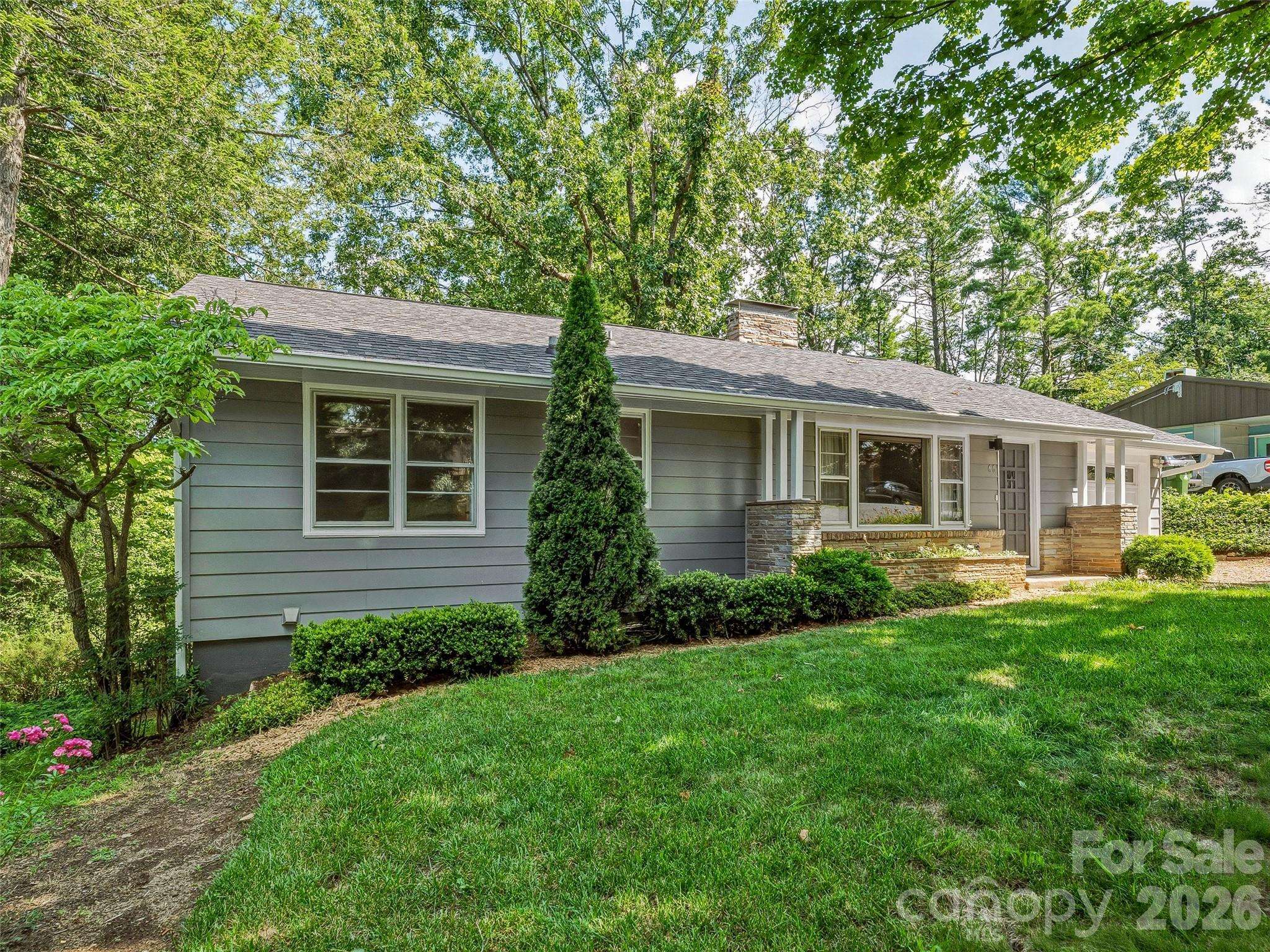 66 Hampden RD, Asheville, NC 28805