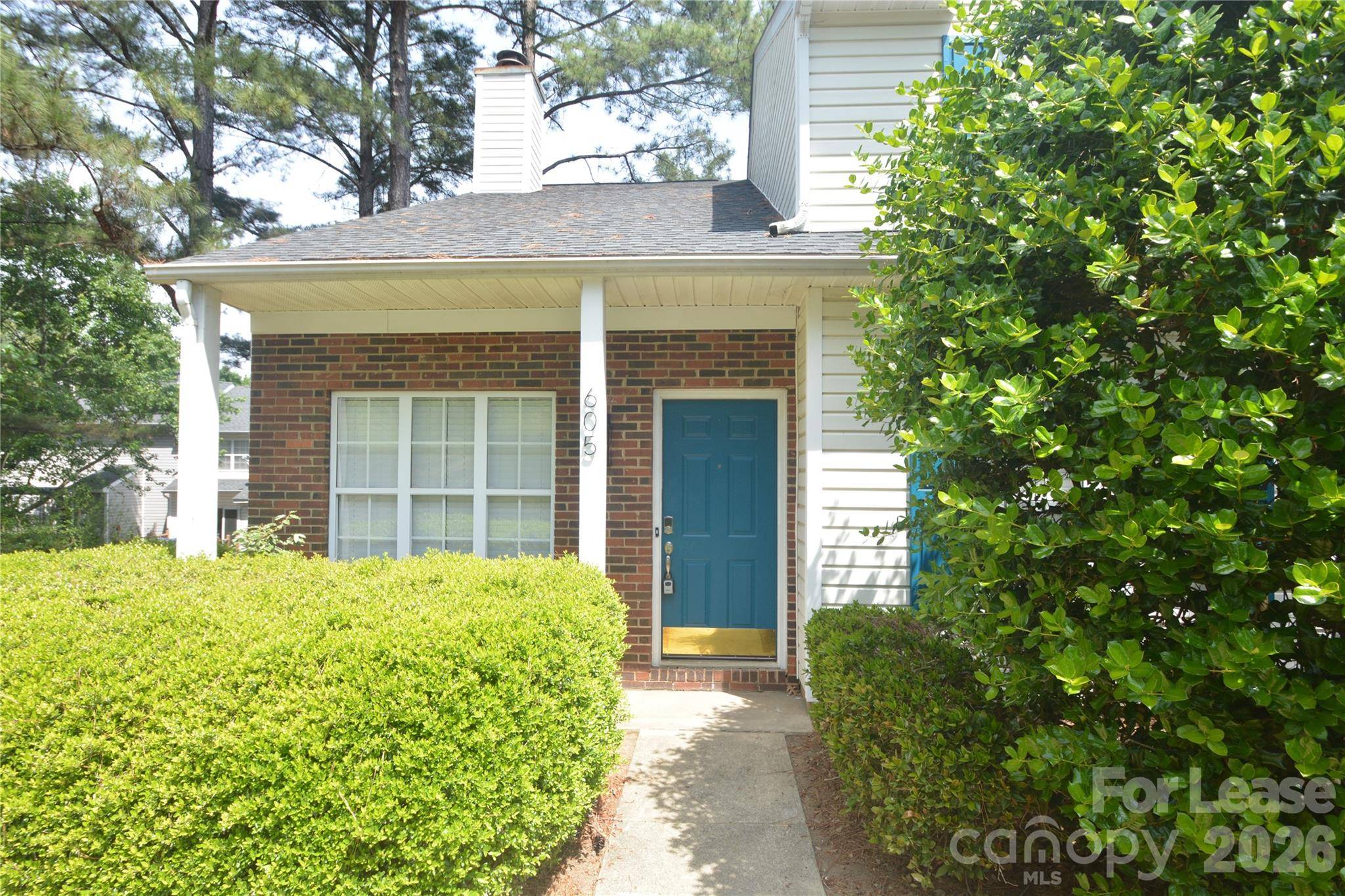 605 Mountainwater DR, Charlotte, NC 28262