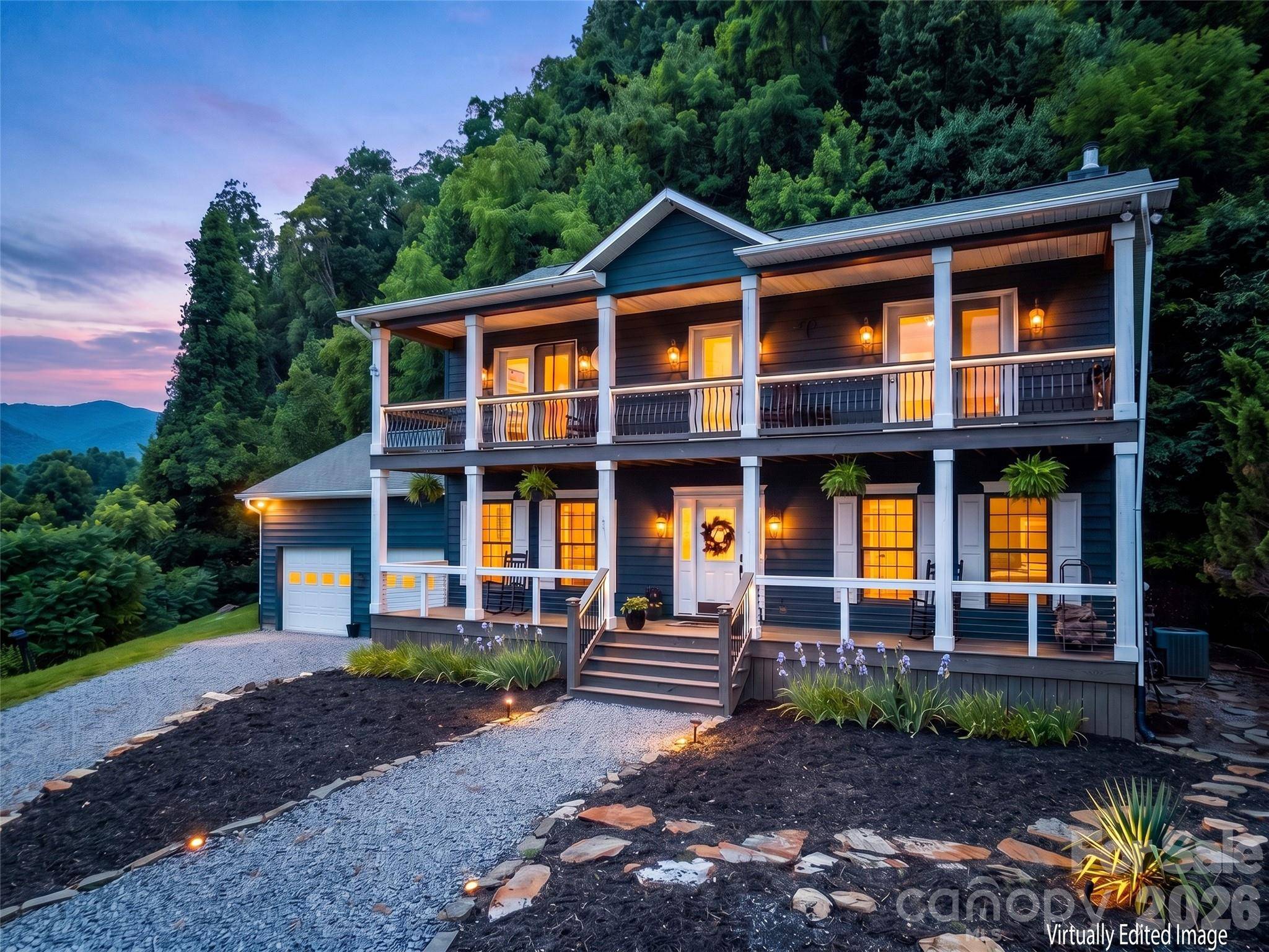 1231 Grandeur HTS, Clyde, NC 28721