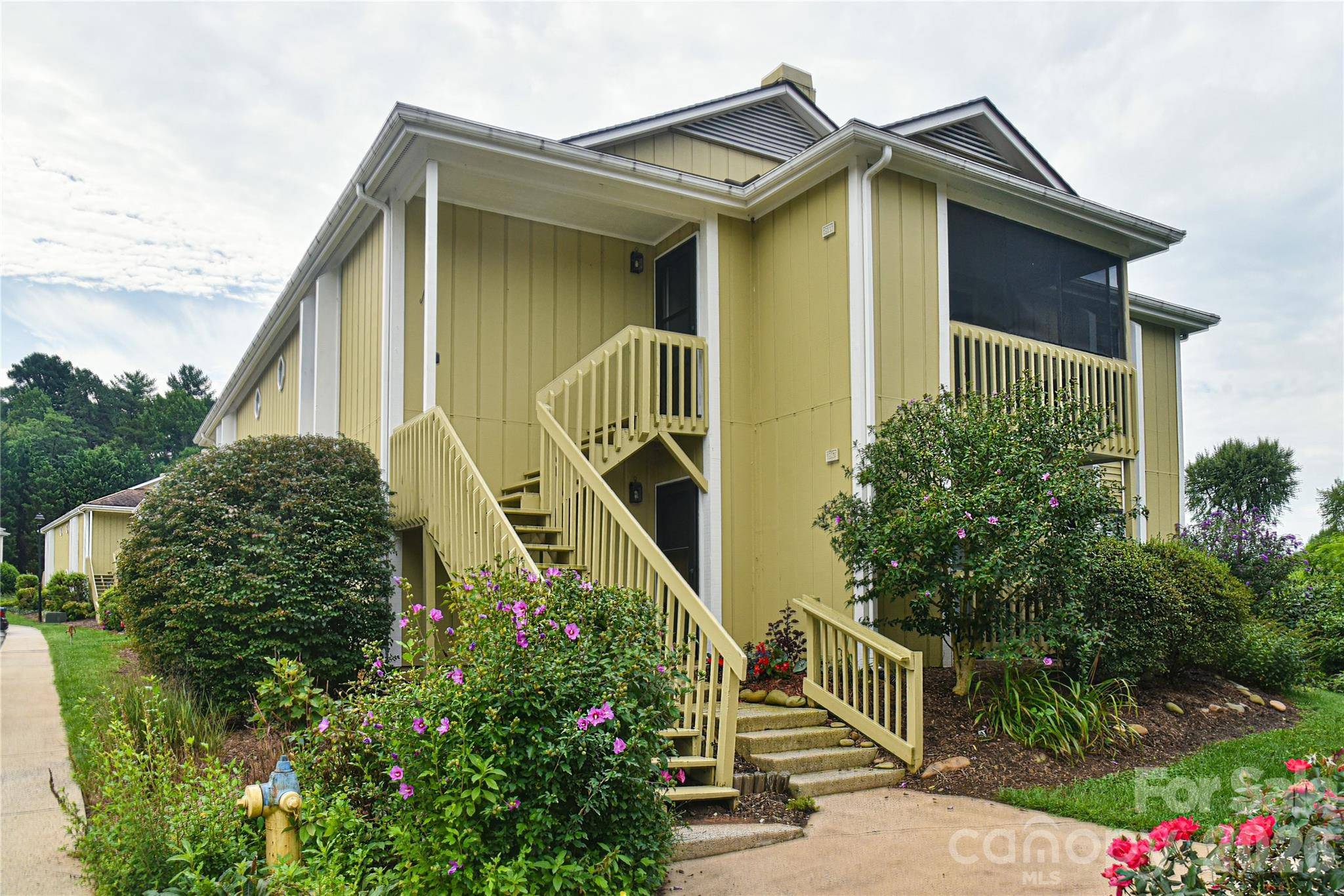 110 Heywood RD #8D, Arden, NC 28704
