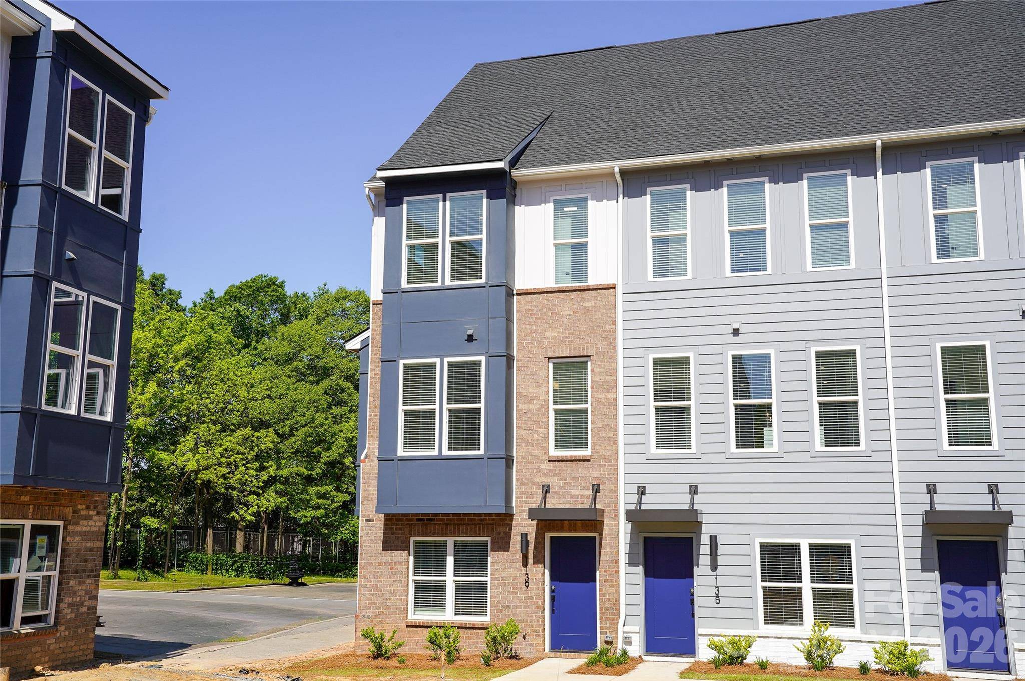 1139 Kokomo LN, Charlotte, NC 28206