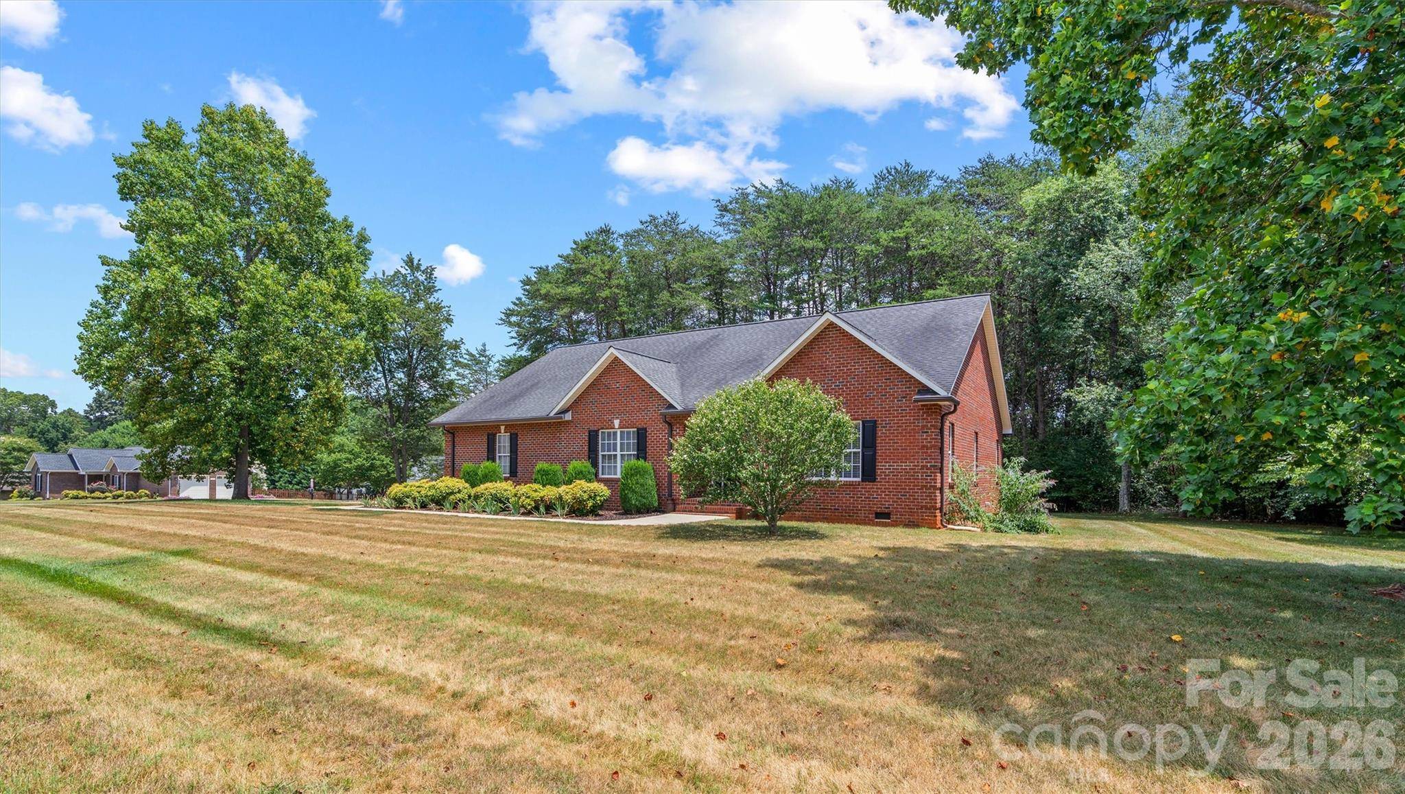 3656 Woodgreen DR, Lincolnton, NC 28092