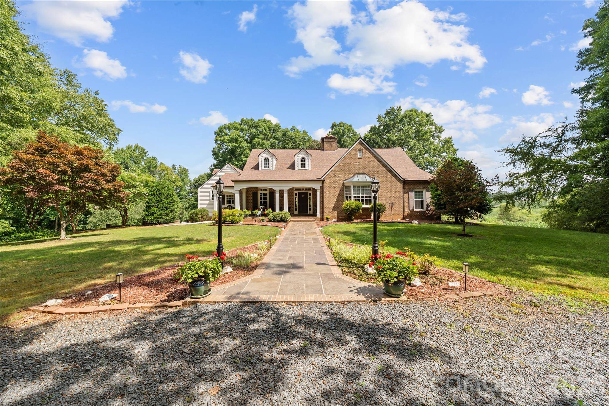 881 Handy RD, Denton, NC 27239