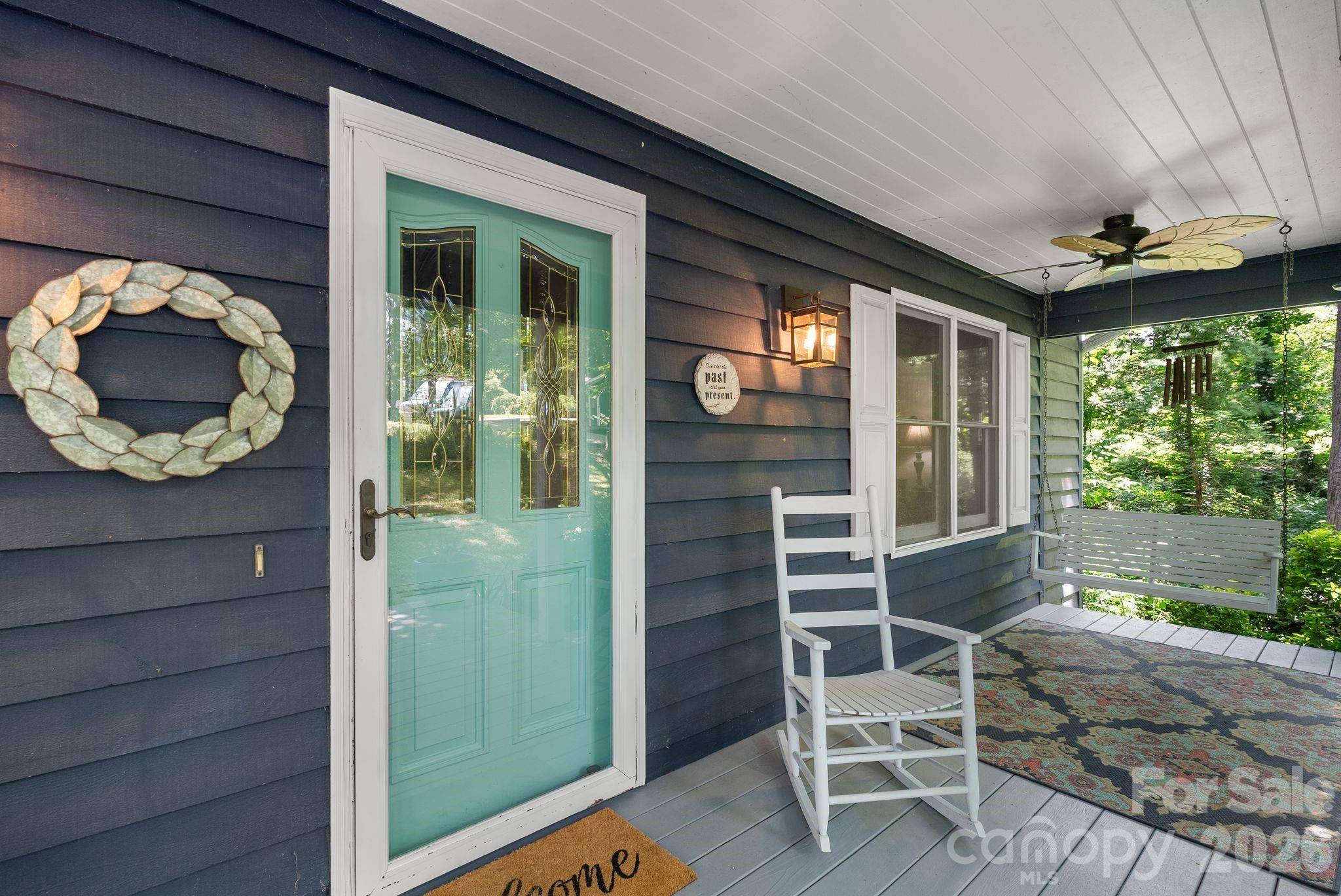 15 Forest Ridge LN, Weaverville, NC 28787