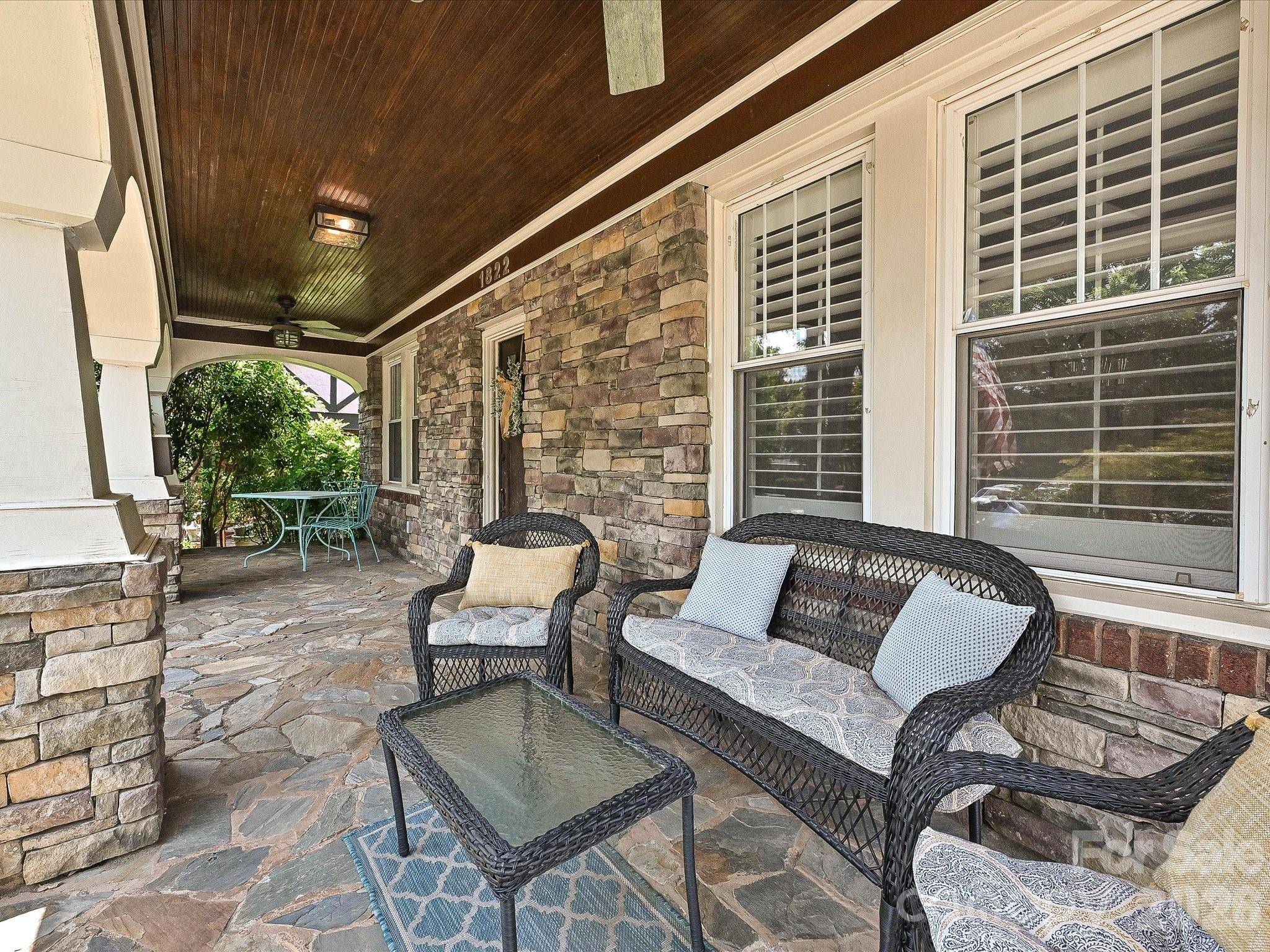 1822 Lombardy CIR, Charlotte, NC 28203