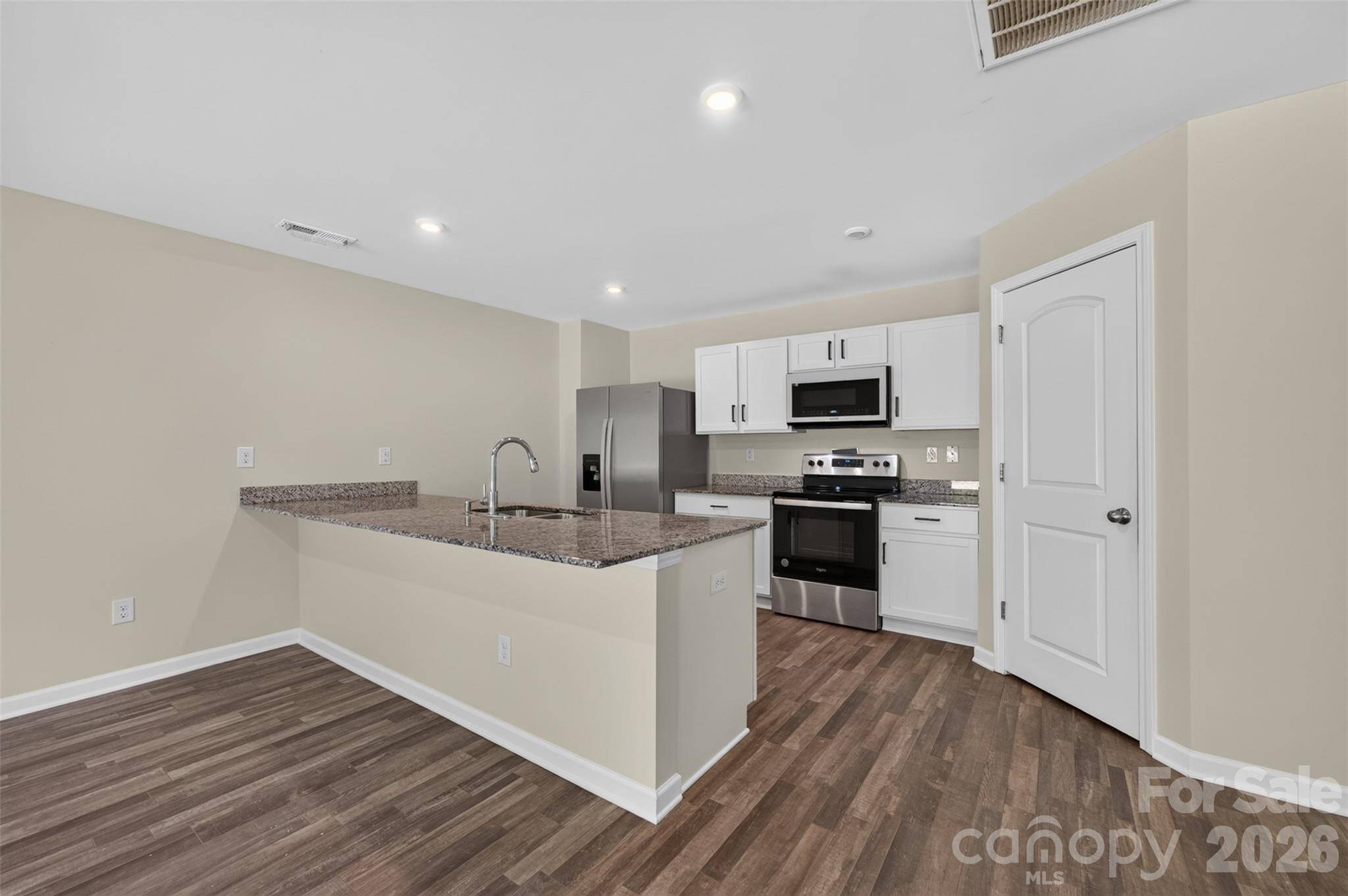 1475 Cannan Mountain DR, Newton, NC 28658
