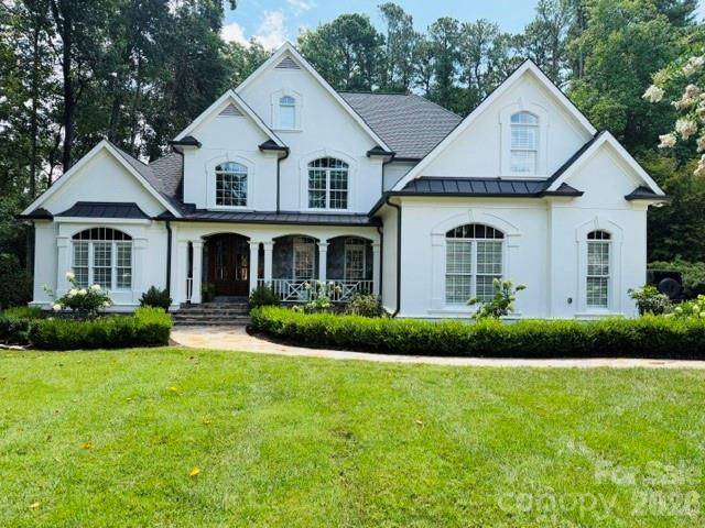 16717 Yardarm LN, Cornelius, NC 28031