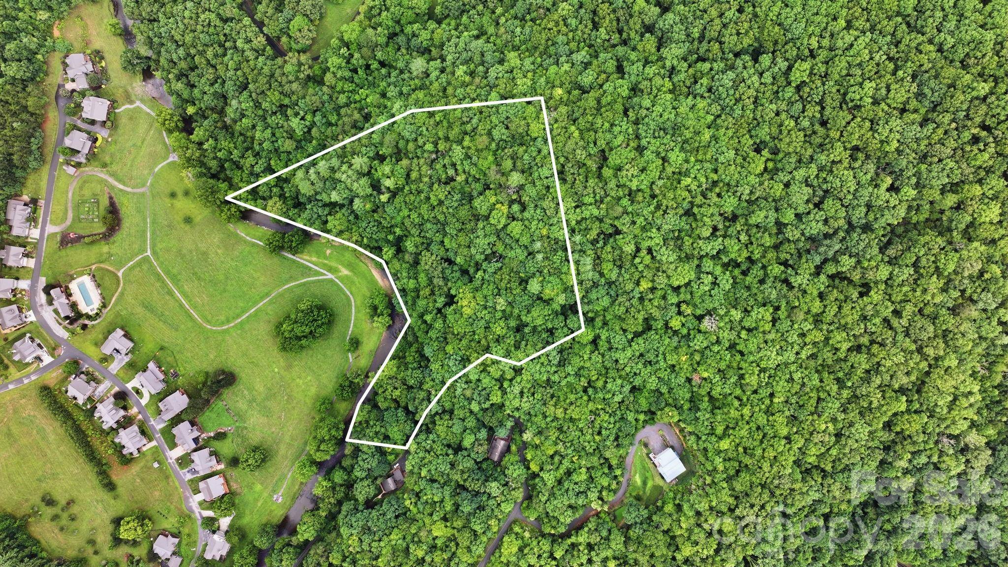 000 Suntrace CIR #18/20, Cullowhee, NC 28723