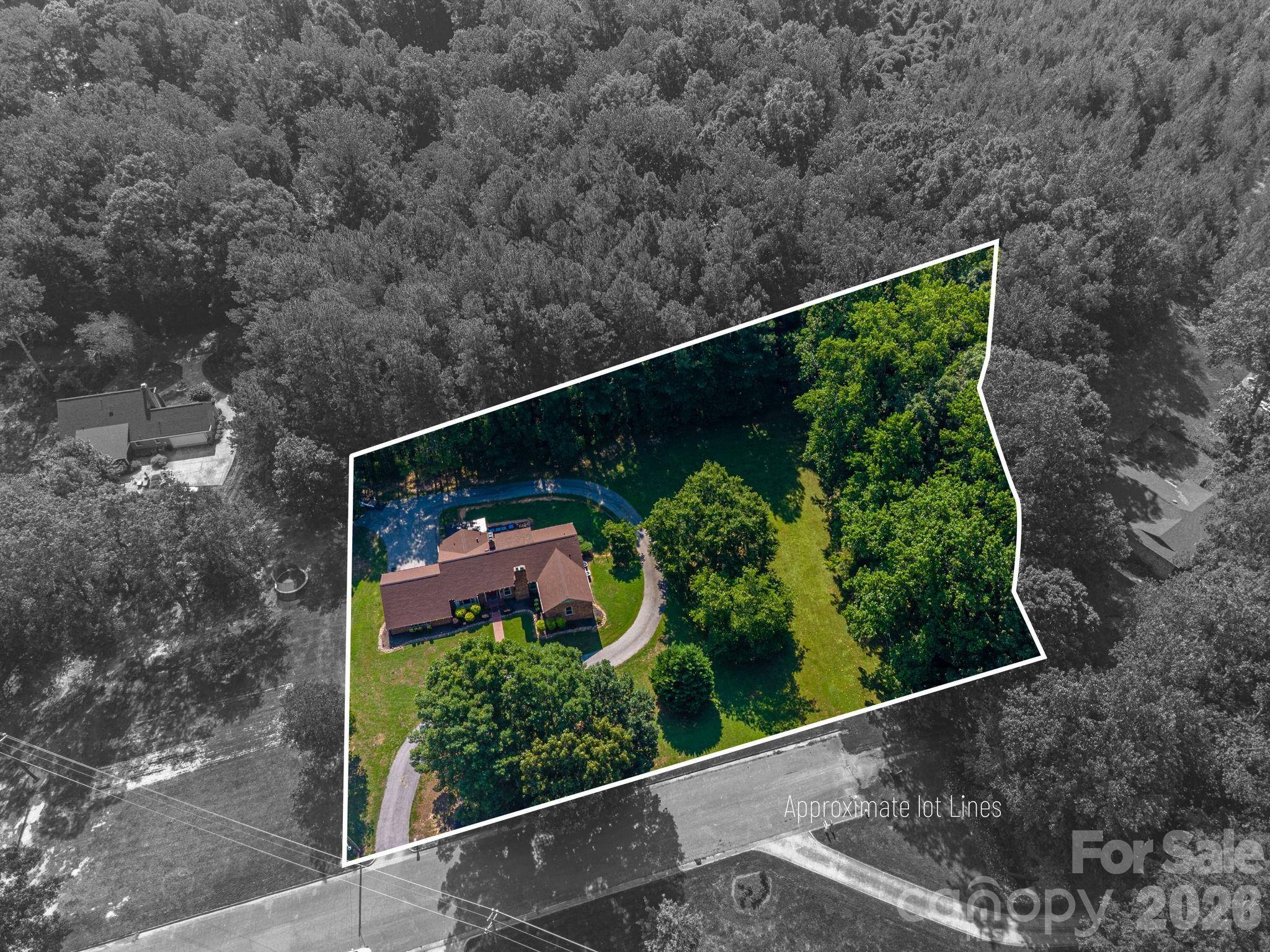 809 Spring ST, Cherryville, NC 28021