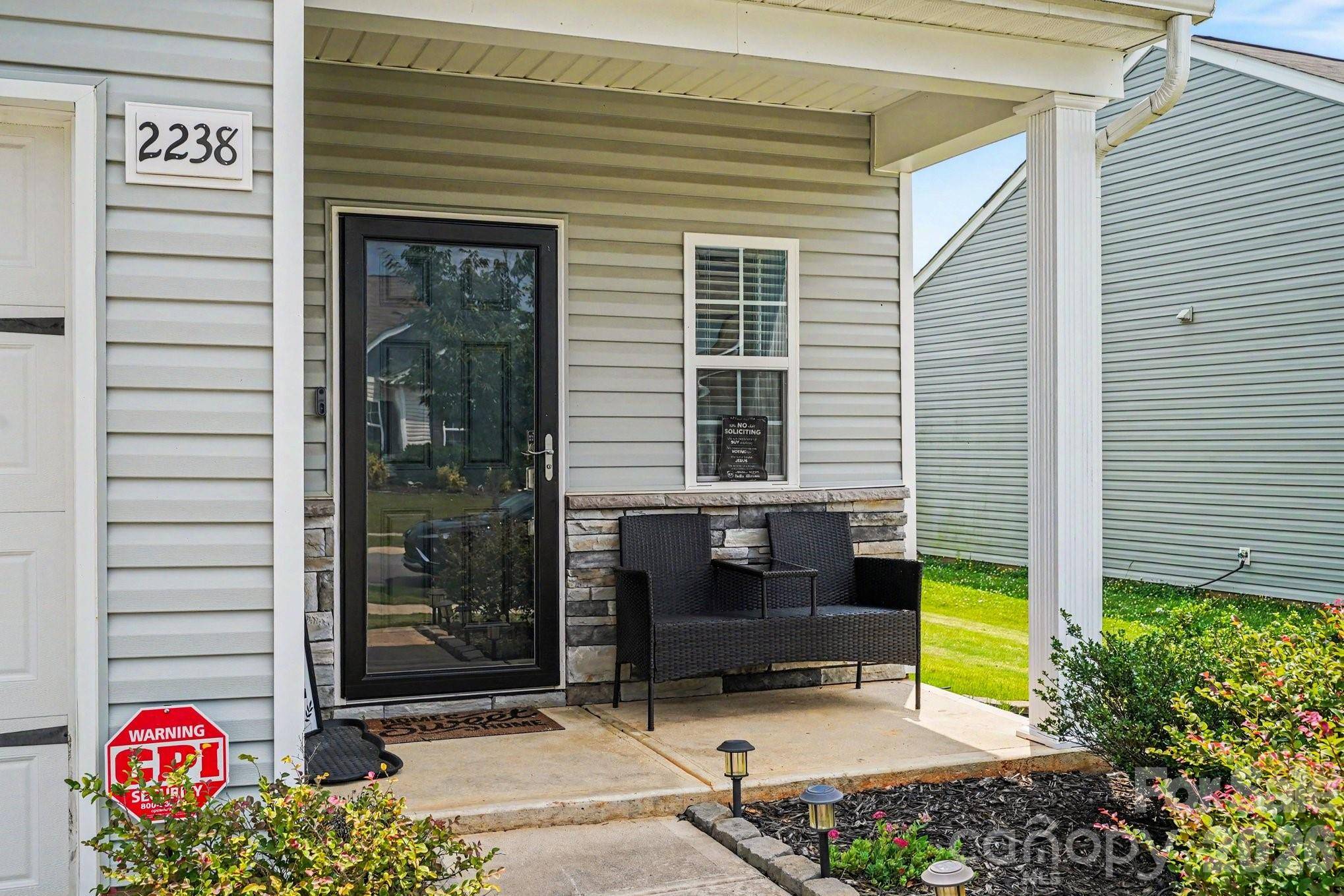 2238 Lanza DR, Charlotte, NC 28215