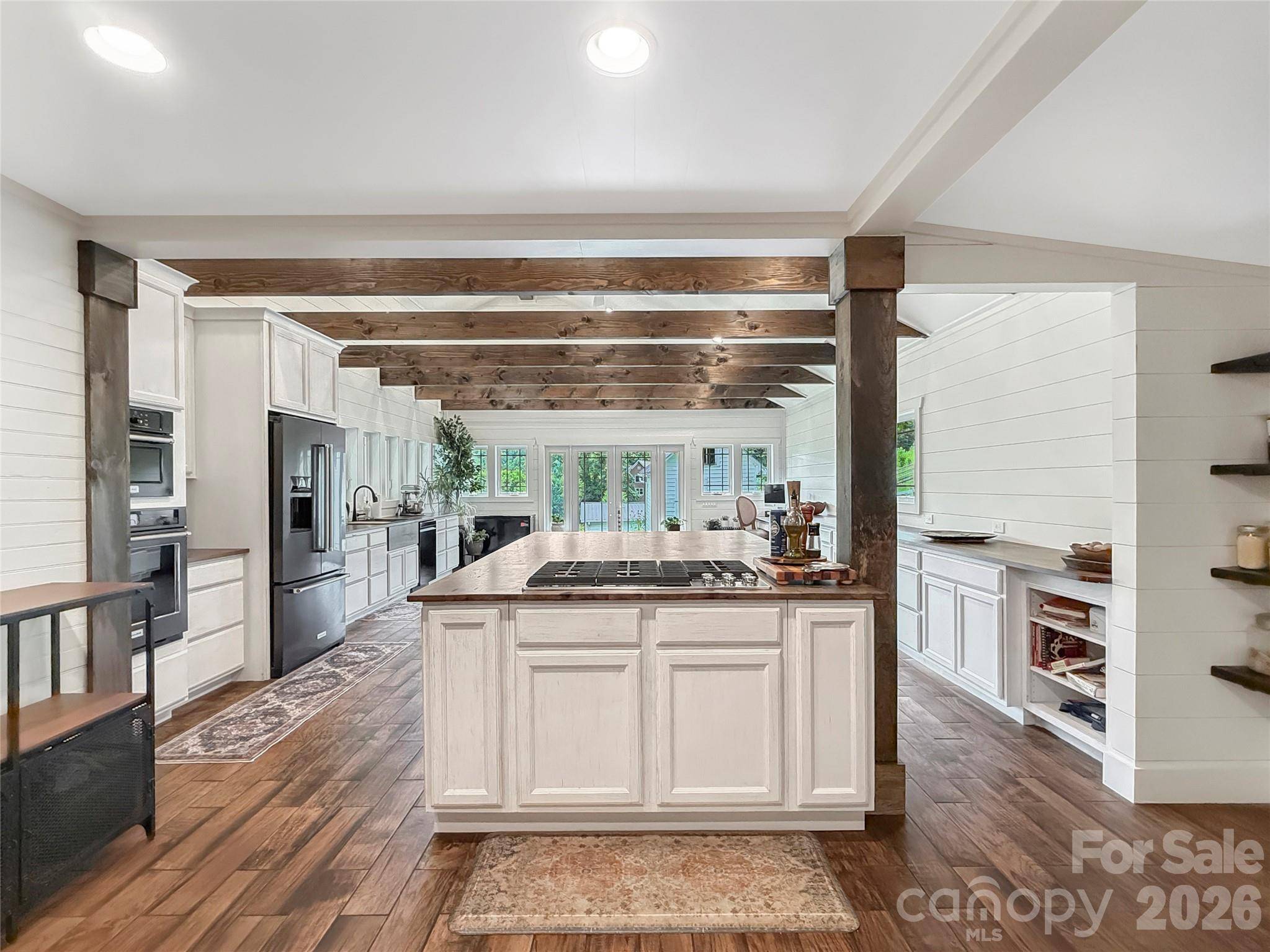 419 Fletcher Branch RD, Vilas, NC 28692