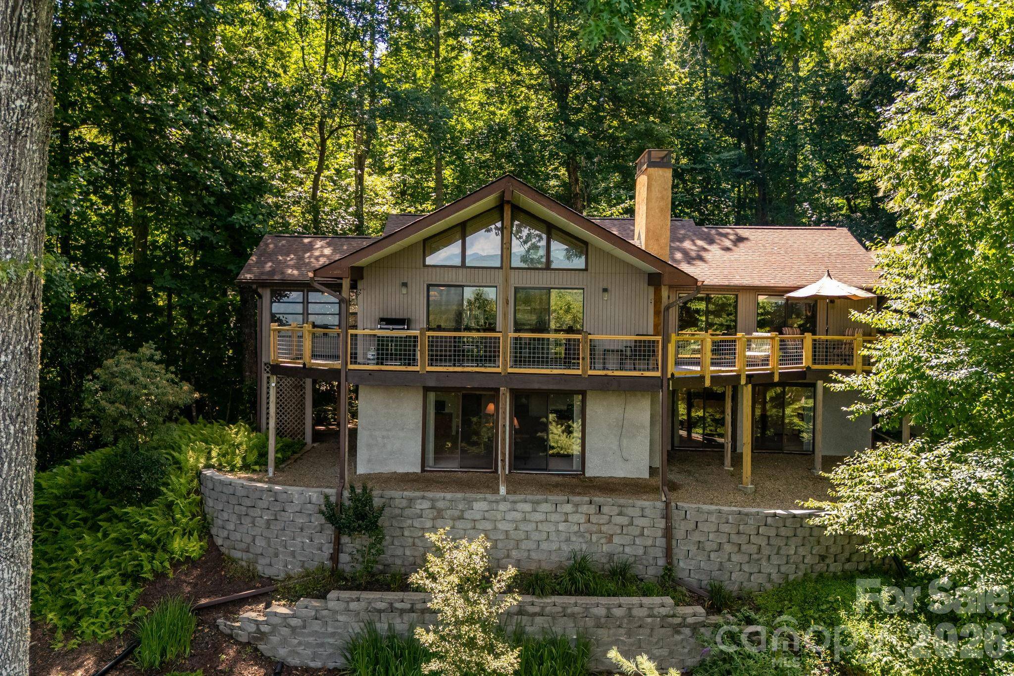 99 Oak Ridge RD, Pisgah Forest, NC 28768