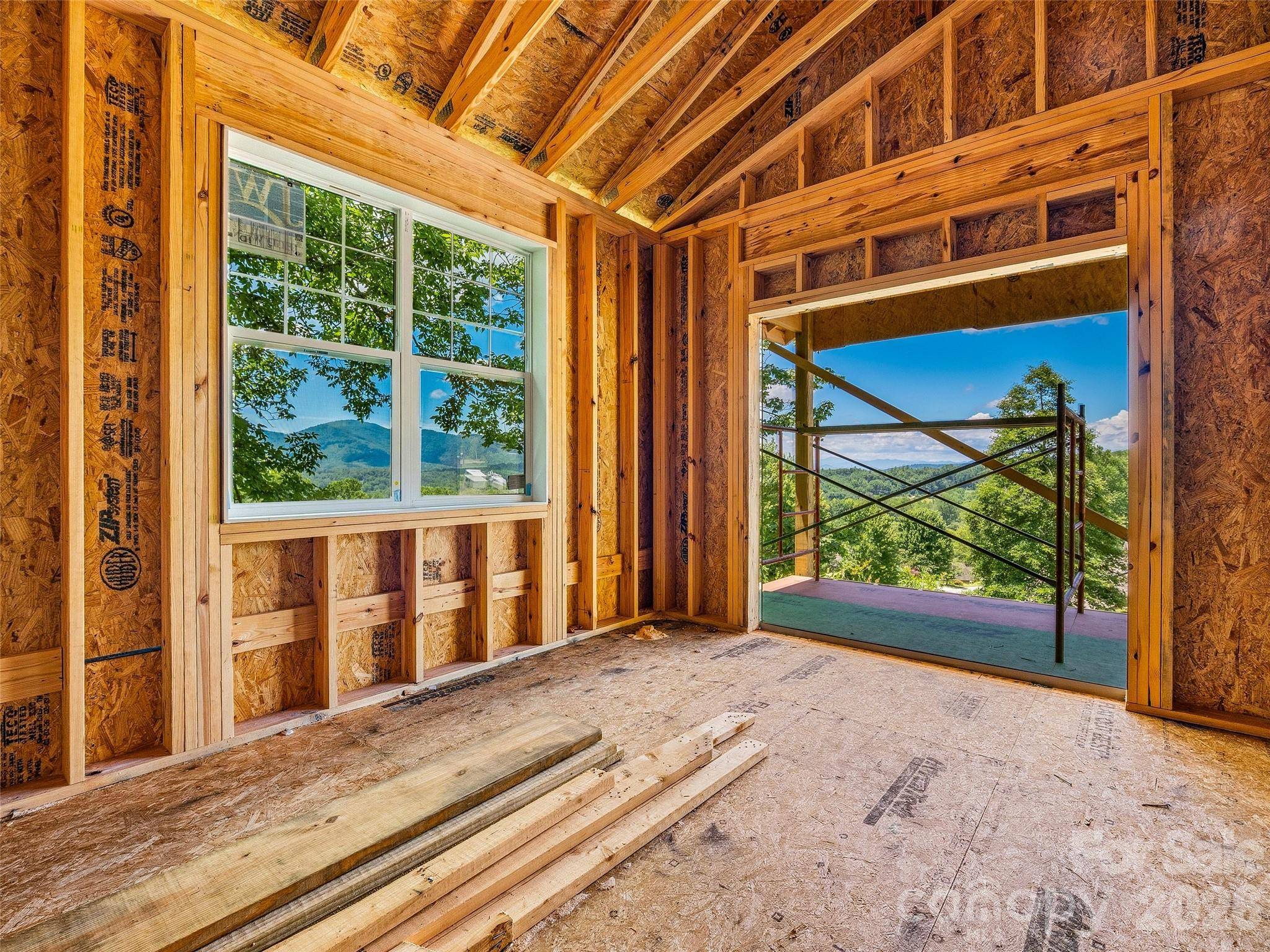 23 Village Overlook LOOP, Swannanoa, NC 28778