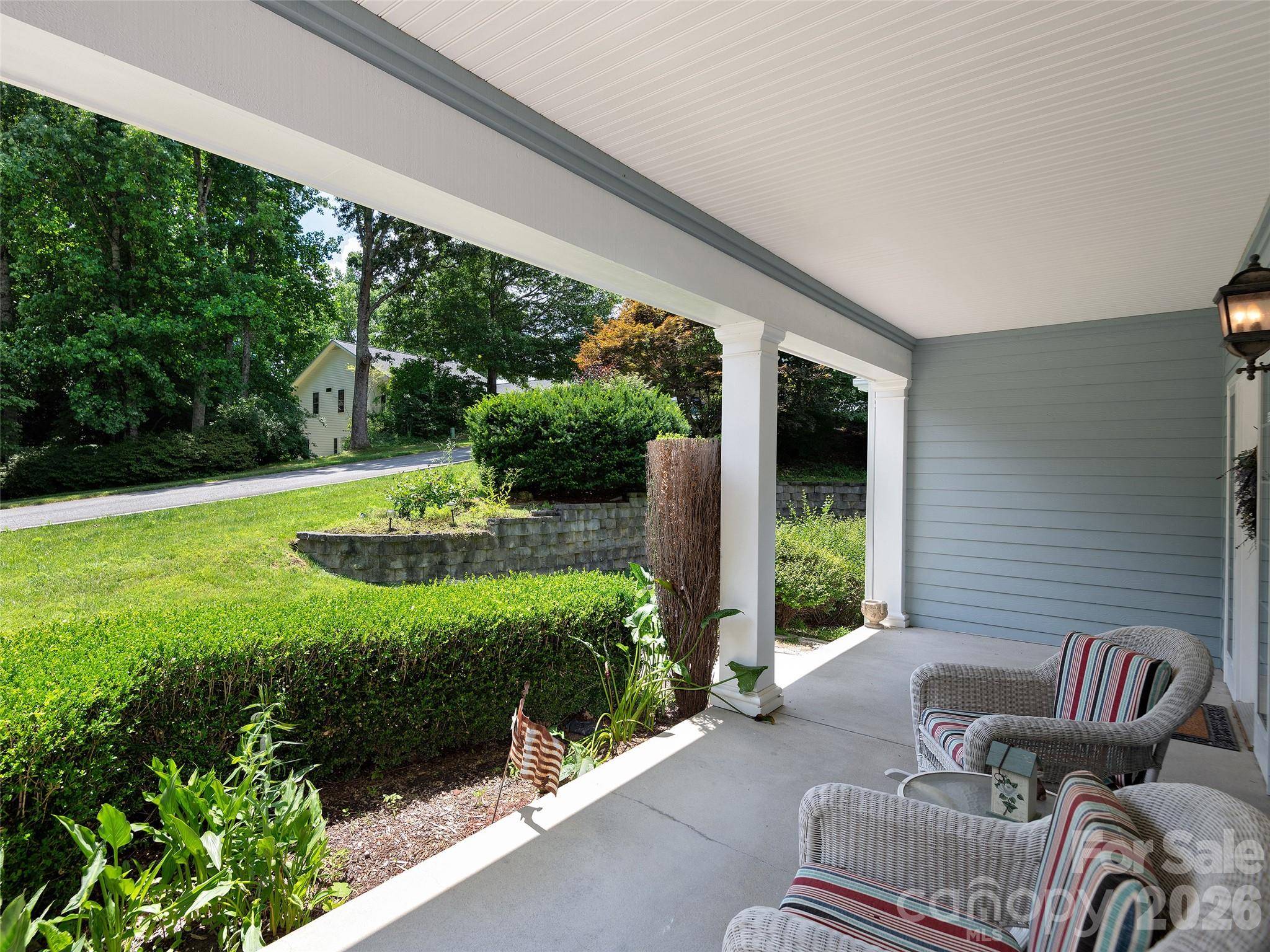 84 Red Cedar DR, Hendersonville, NC 28792