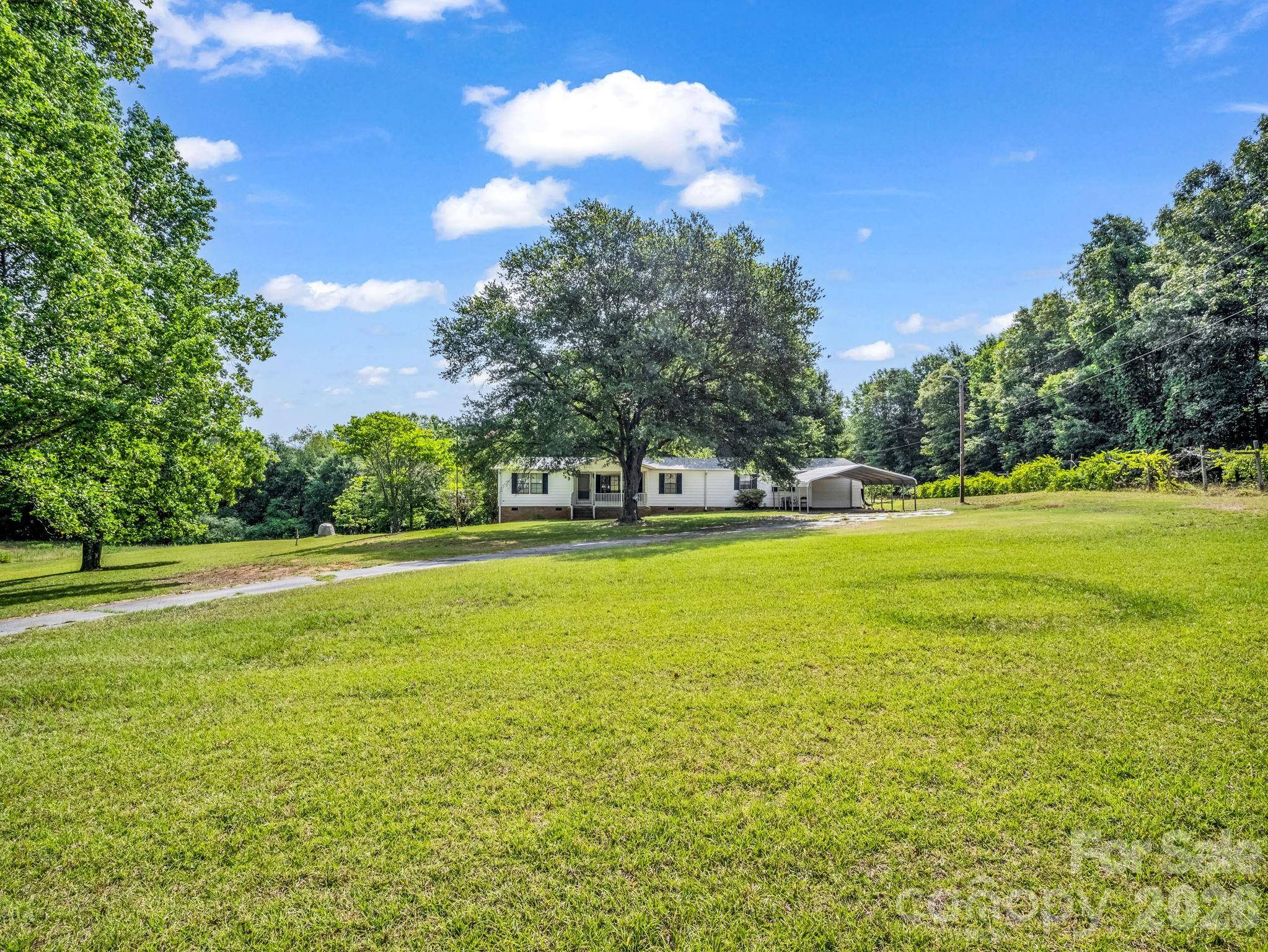 141 Hicks Grove EXT, Mooresboro, NC 28114