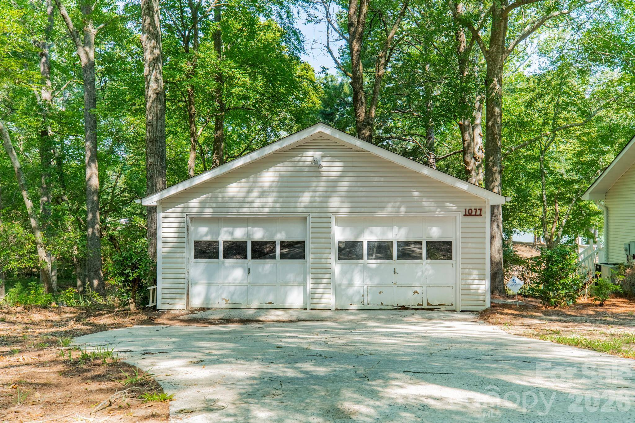 1077 E Shore DR, Lancaster, SC 29720