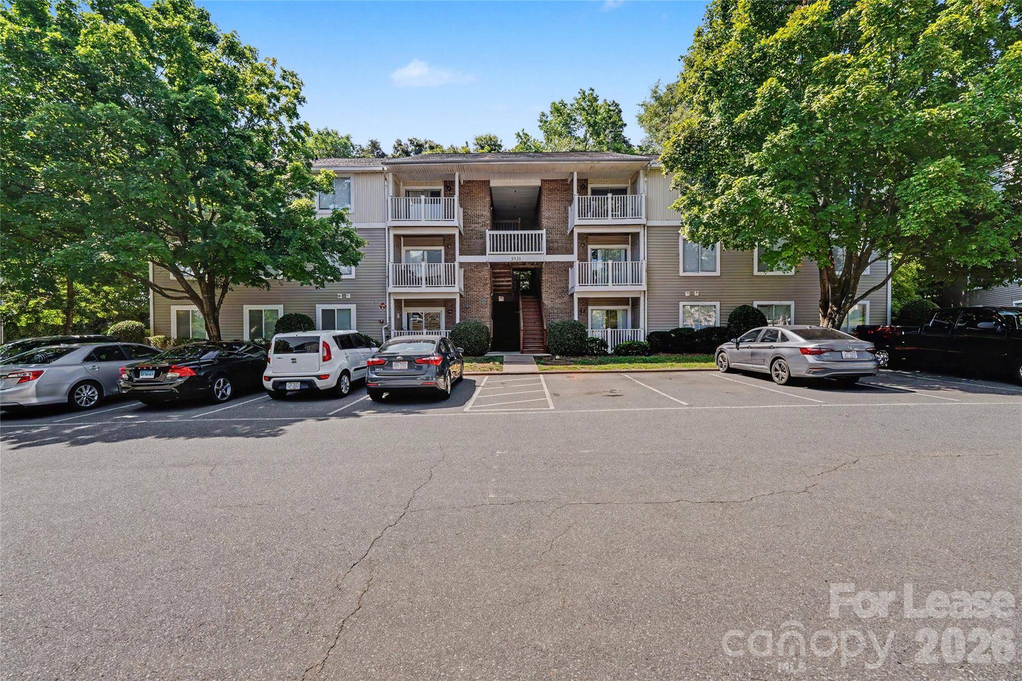 9535 University Terrace DR #B, Charlotte, NC 28262