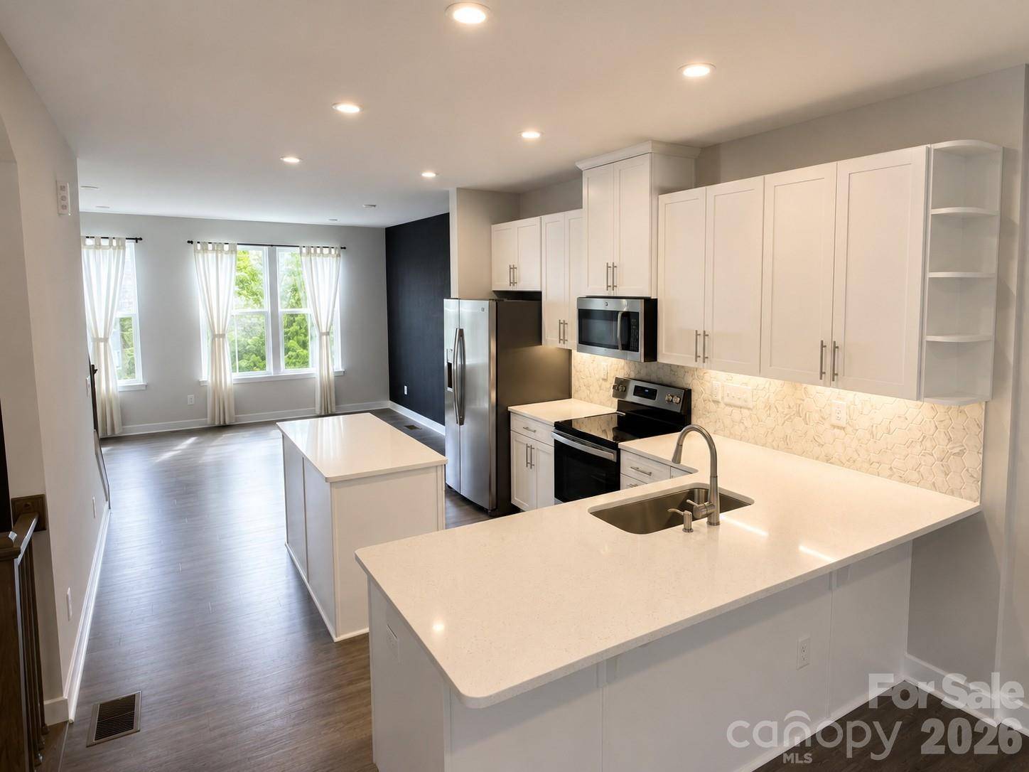 658 Uwharrie River RD, Charlotte, NC 28211