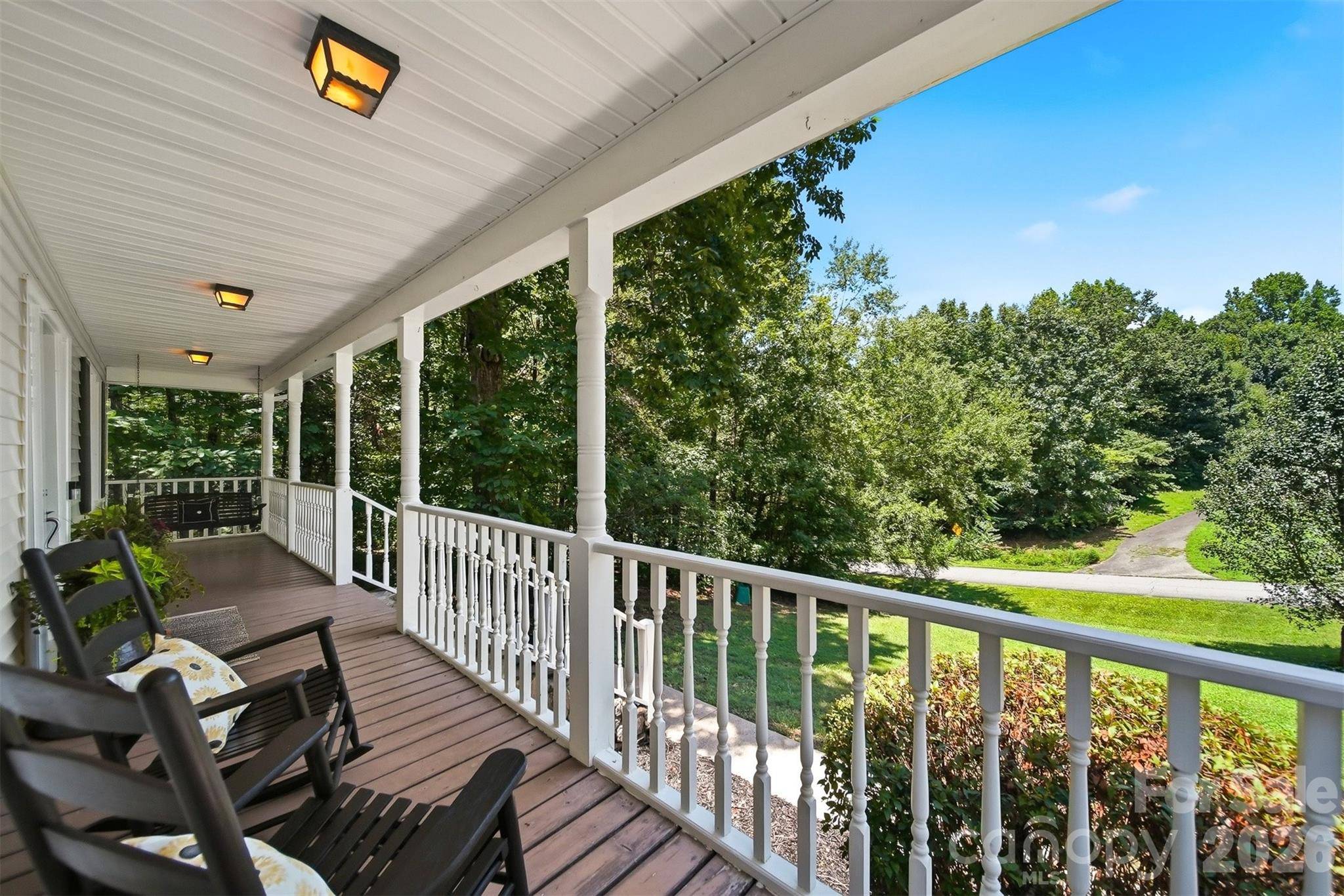 131 Fox Runn DR, Granite Falls, NC 28630