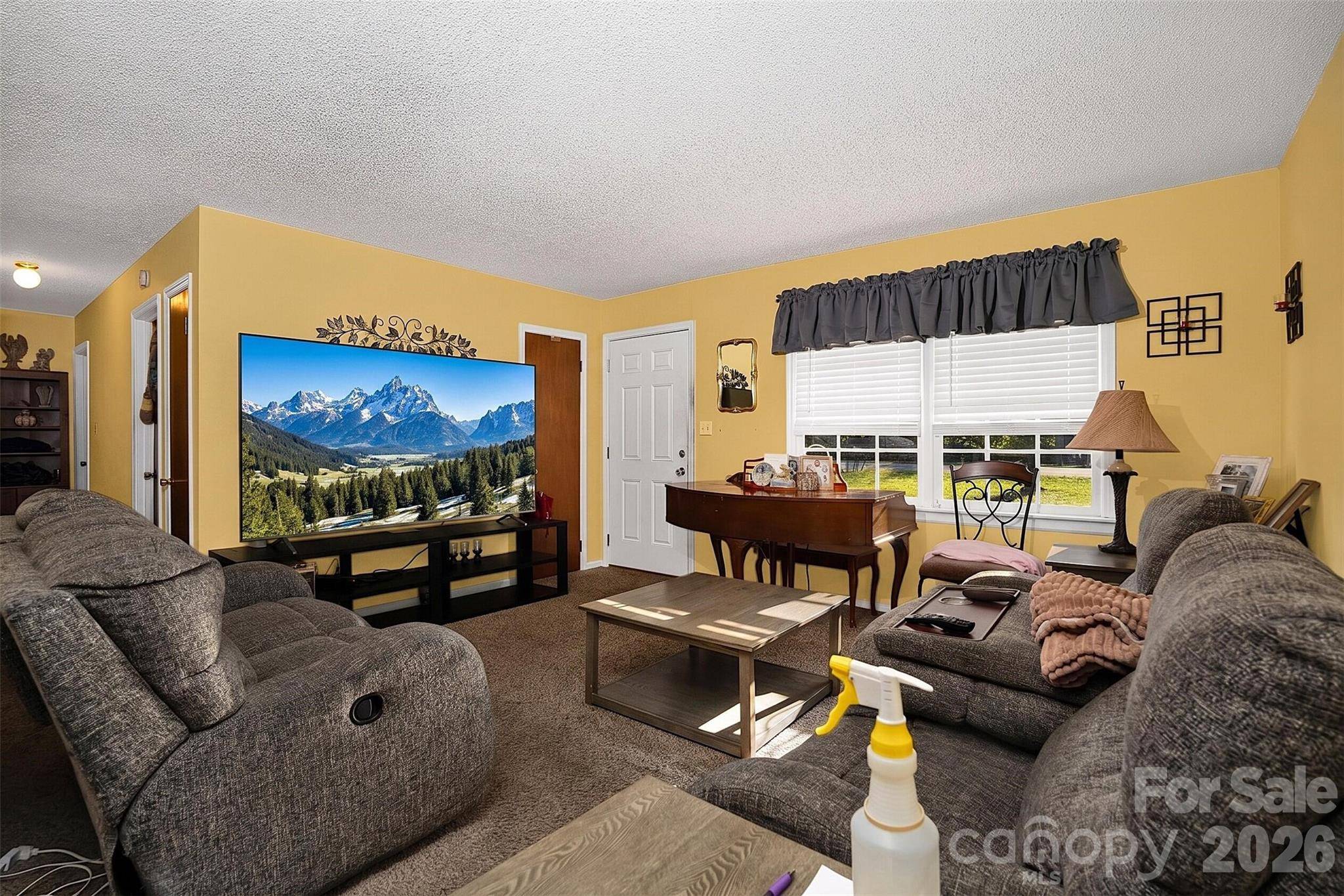 308 S Pine ST, Dallas, NC 28034