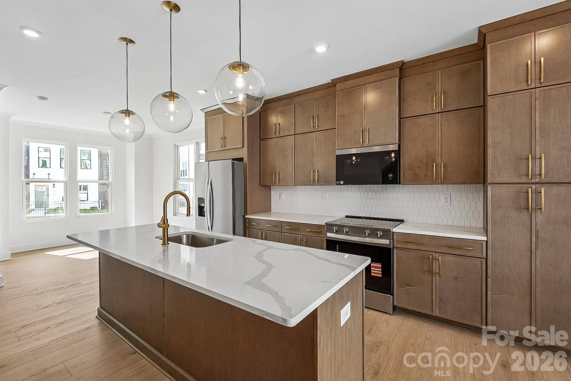 4038 Sophia DR, Charlotte, NC 28217