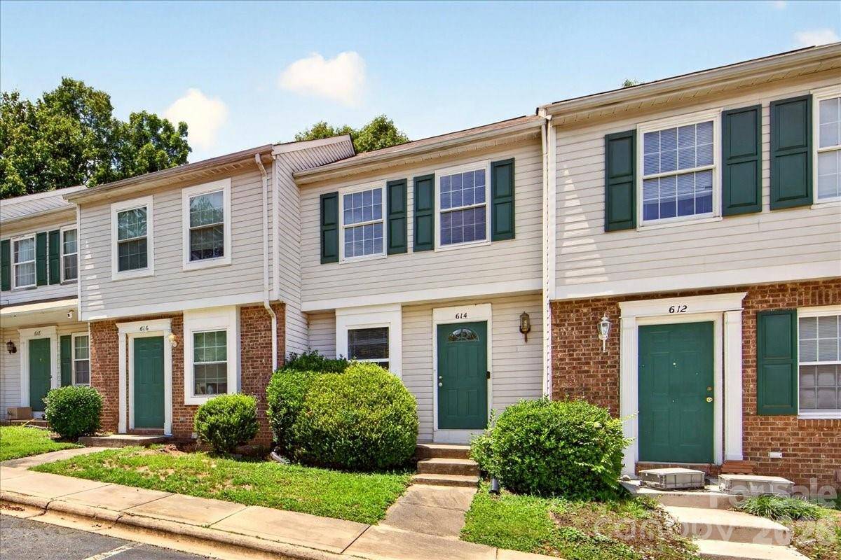614 Lex DR, Charlotte, NC 28262