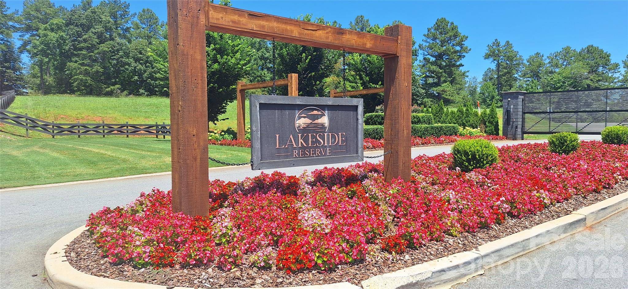 2478 Jumping RUN, Connelly Springs, NC 28612