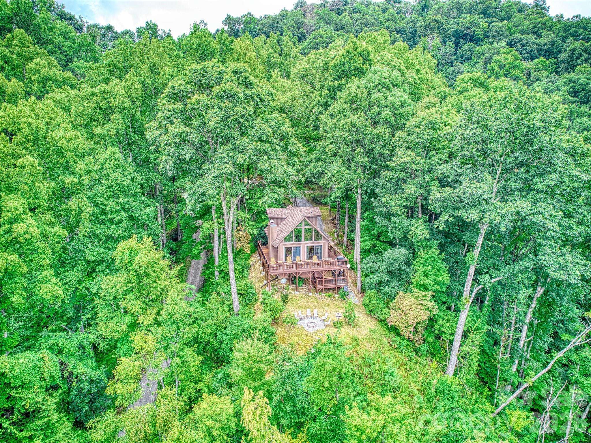 171 Jade DR, Clyde, NC 28721