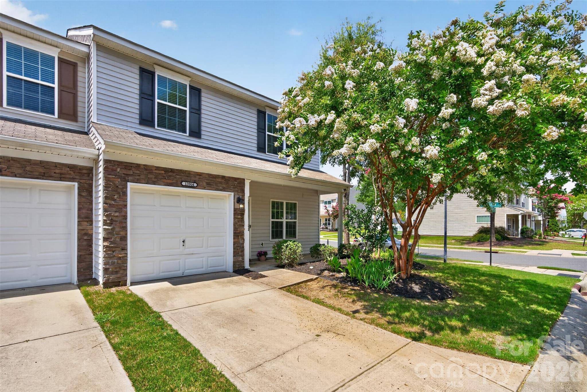 13904 Singleleaf LN, Charlotte, NC 28278