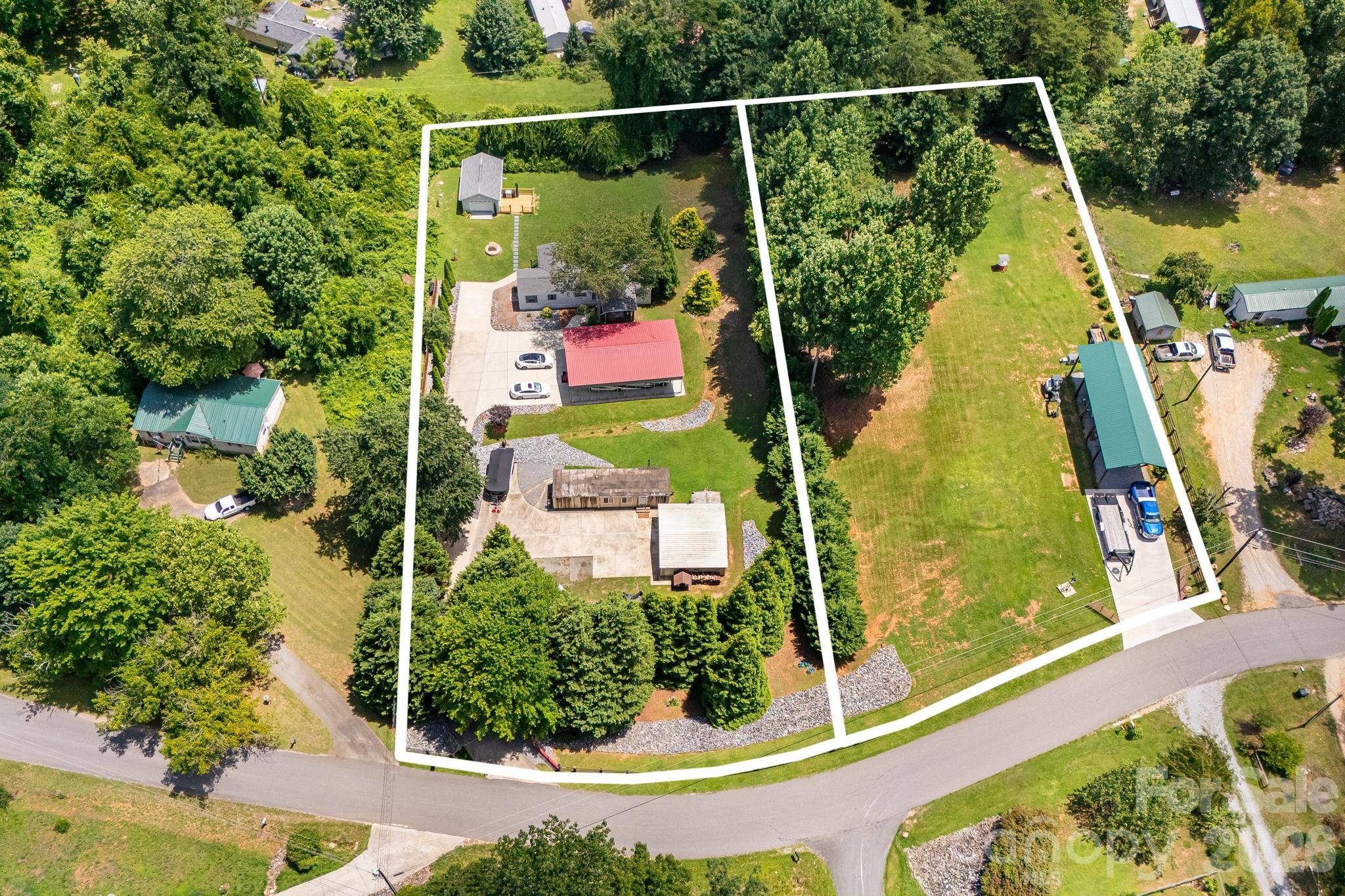 340 and 298 Apache PATH, Marion, NC 28752