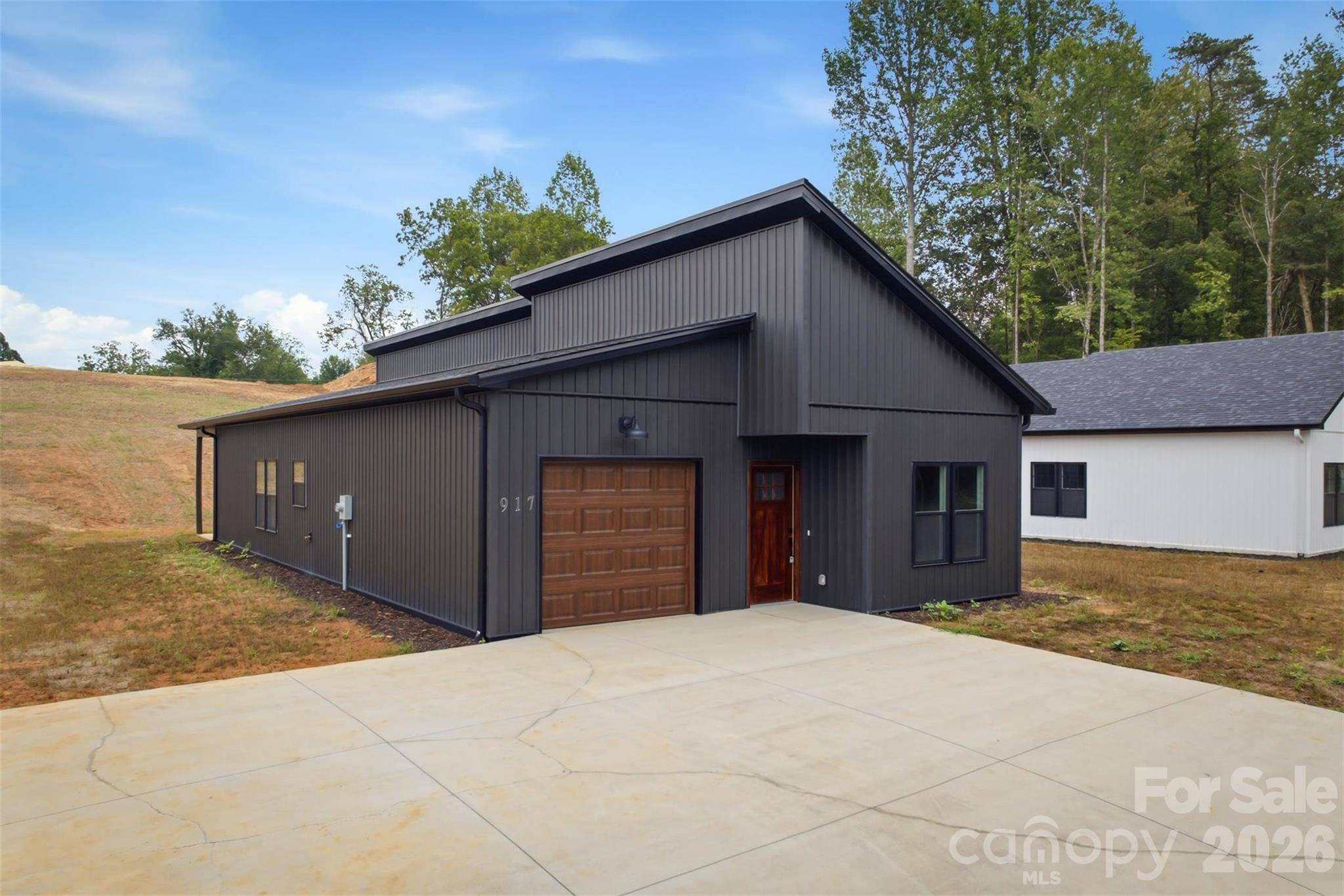 917 Overlook DR SW, Lenoir, NC 28645