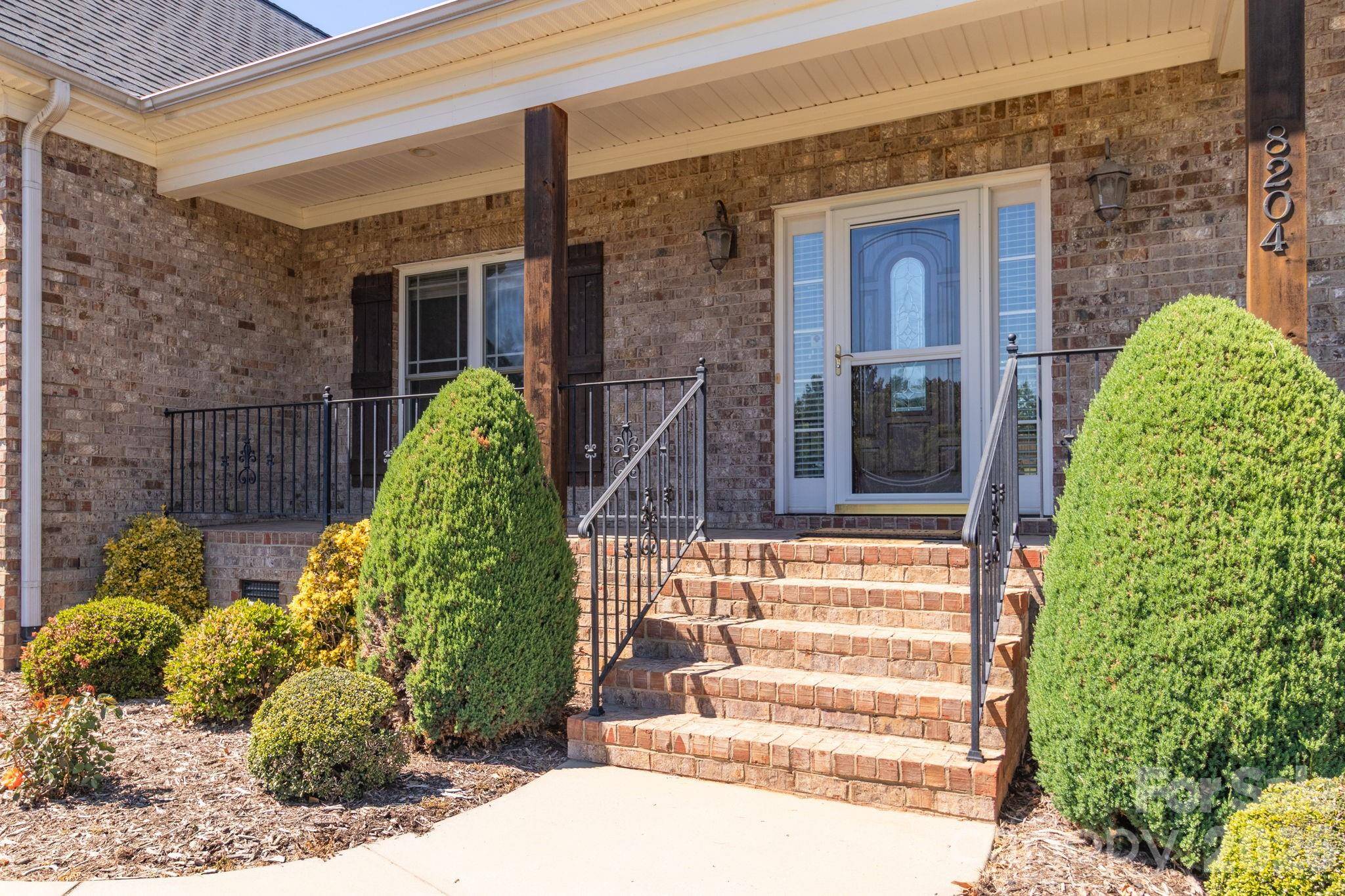 8204 BrothersTwo RD, Colfax, NC 27235
