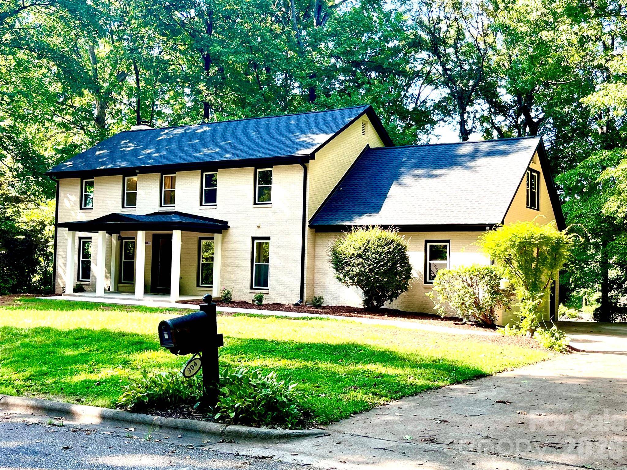 304 Travis LN, Salisbury, NC 28146