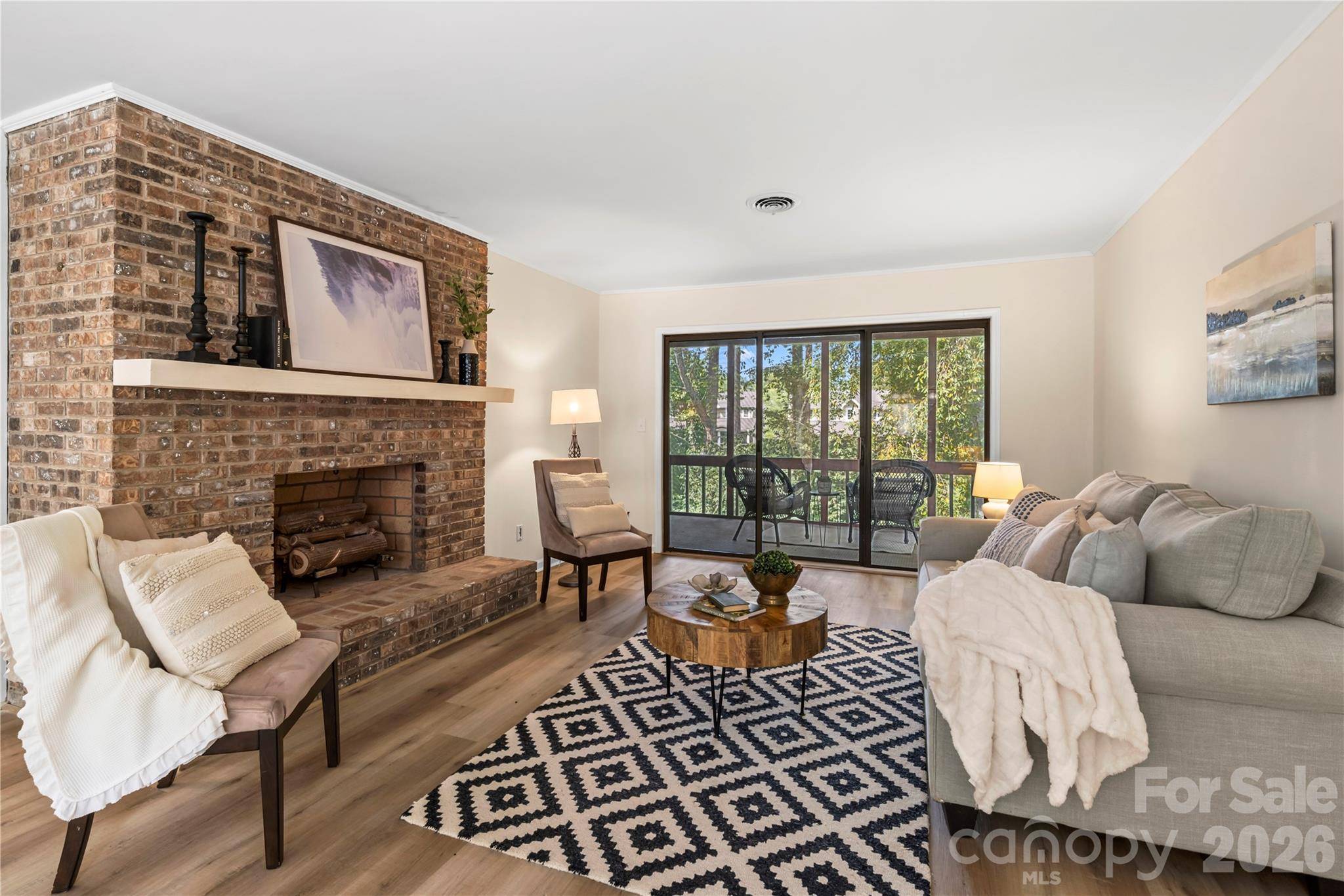 181 N Britton Creek CT, Hendersonville, NC 287891