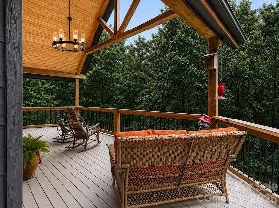 77 E Lake Dr East Lake DR #18, Fairview, NC 28730