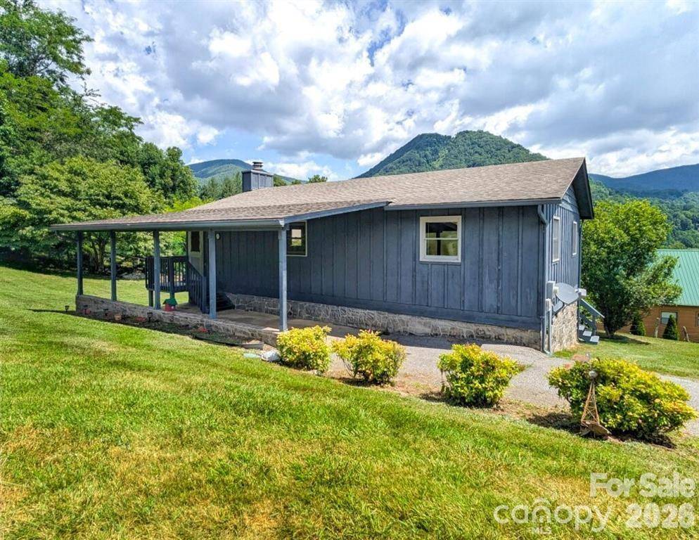 84 Stoney Ridge LOOP, Maggie Valley, NC 28751