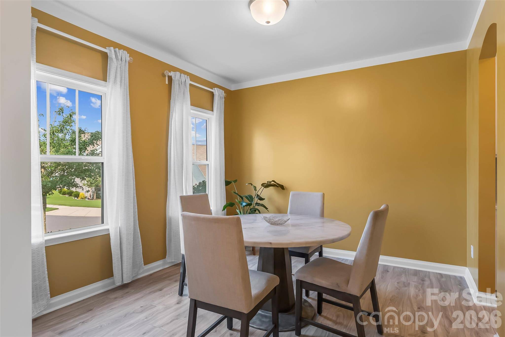 112 Divot LN, Statesville, NC 28677