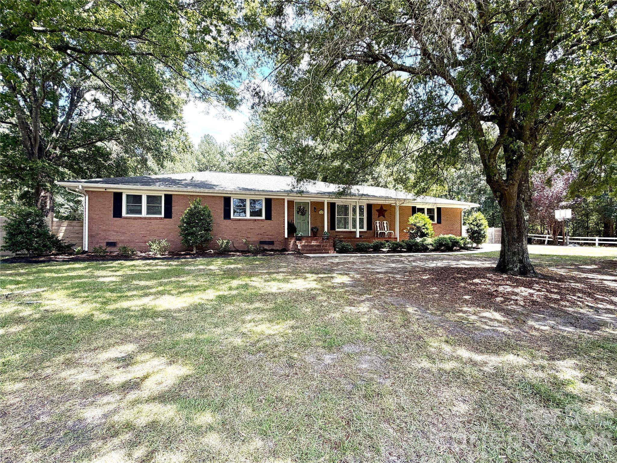 106 Outen ST, Pageland, SC 29728