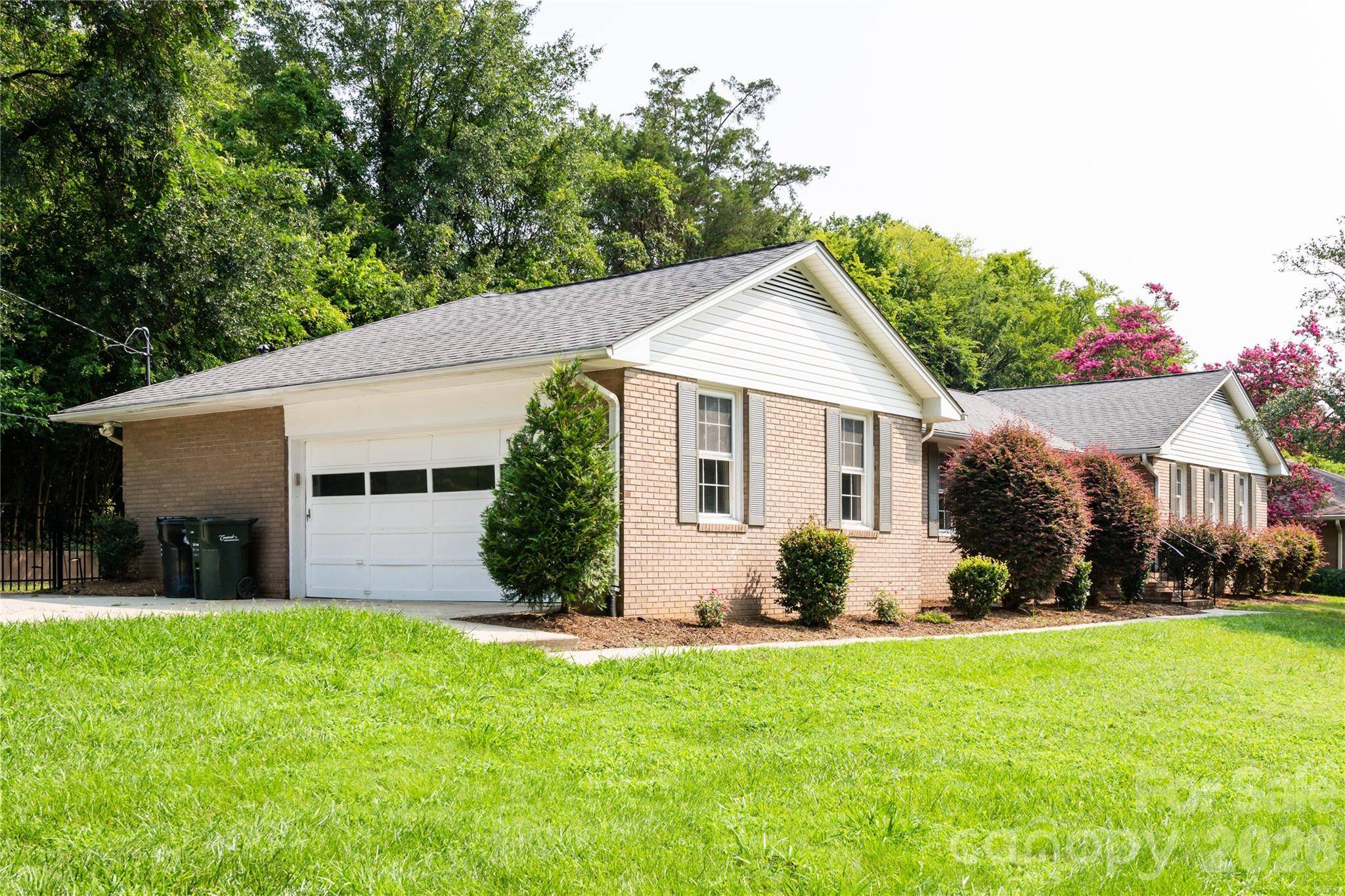 171 Suburban AVE NE, Concord, NC 28025