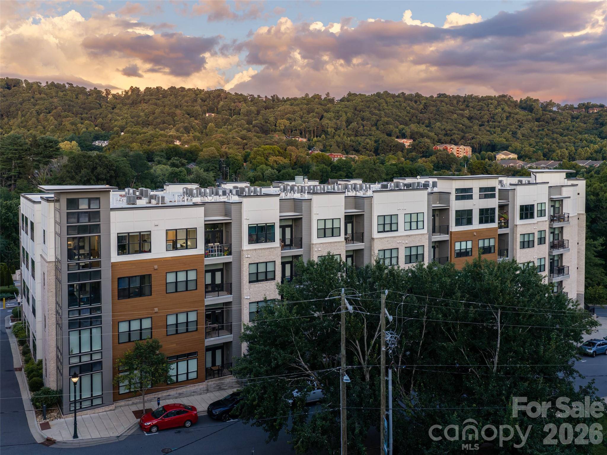 55 S Market ST #515, Asheville, NC 28801