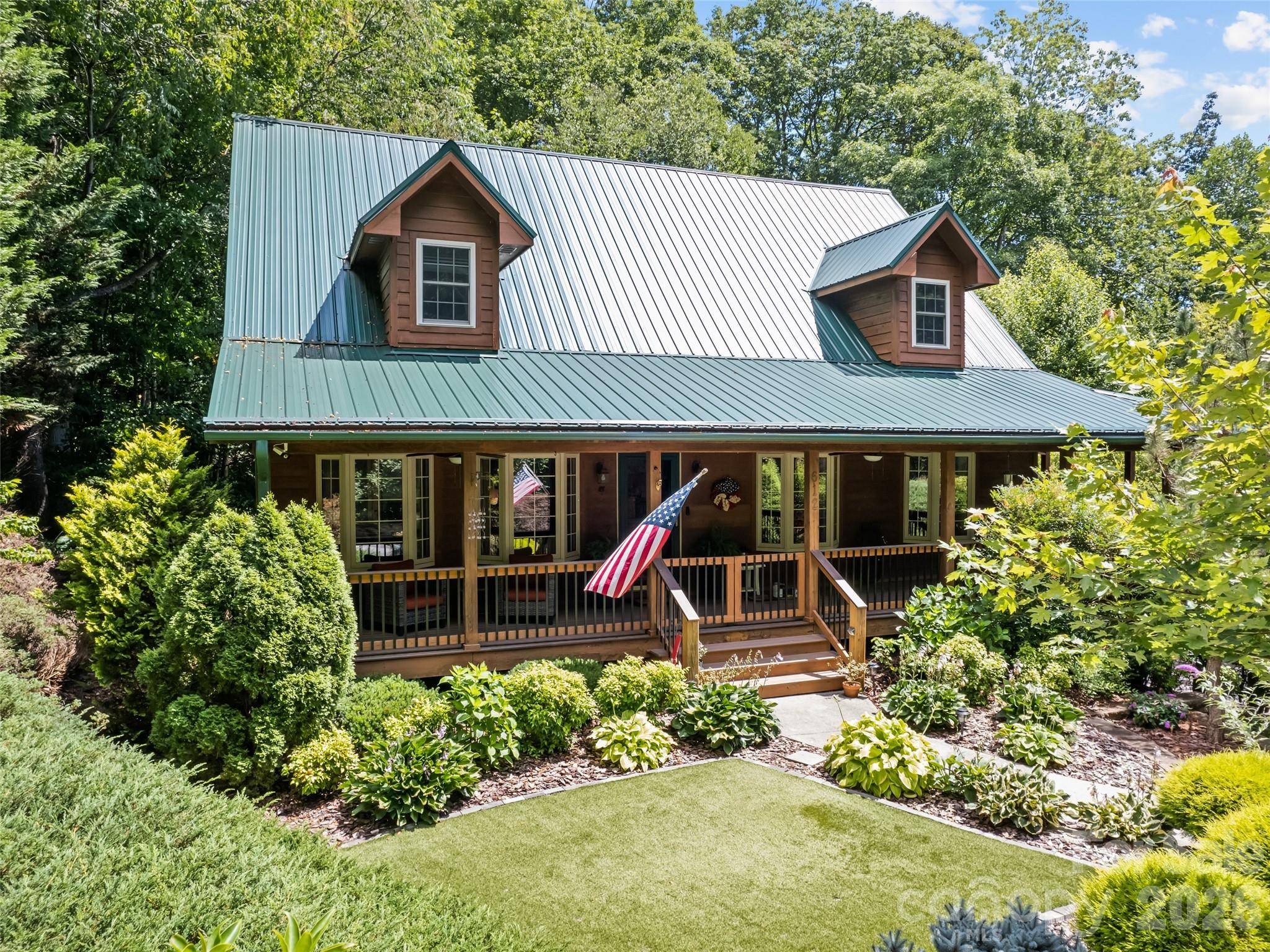 612 Brannon Forest DR, Waynesville, NC 28785