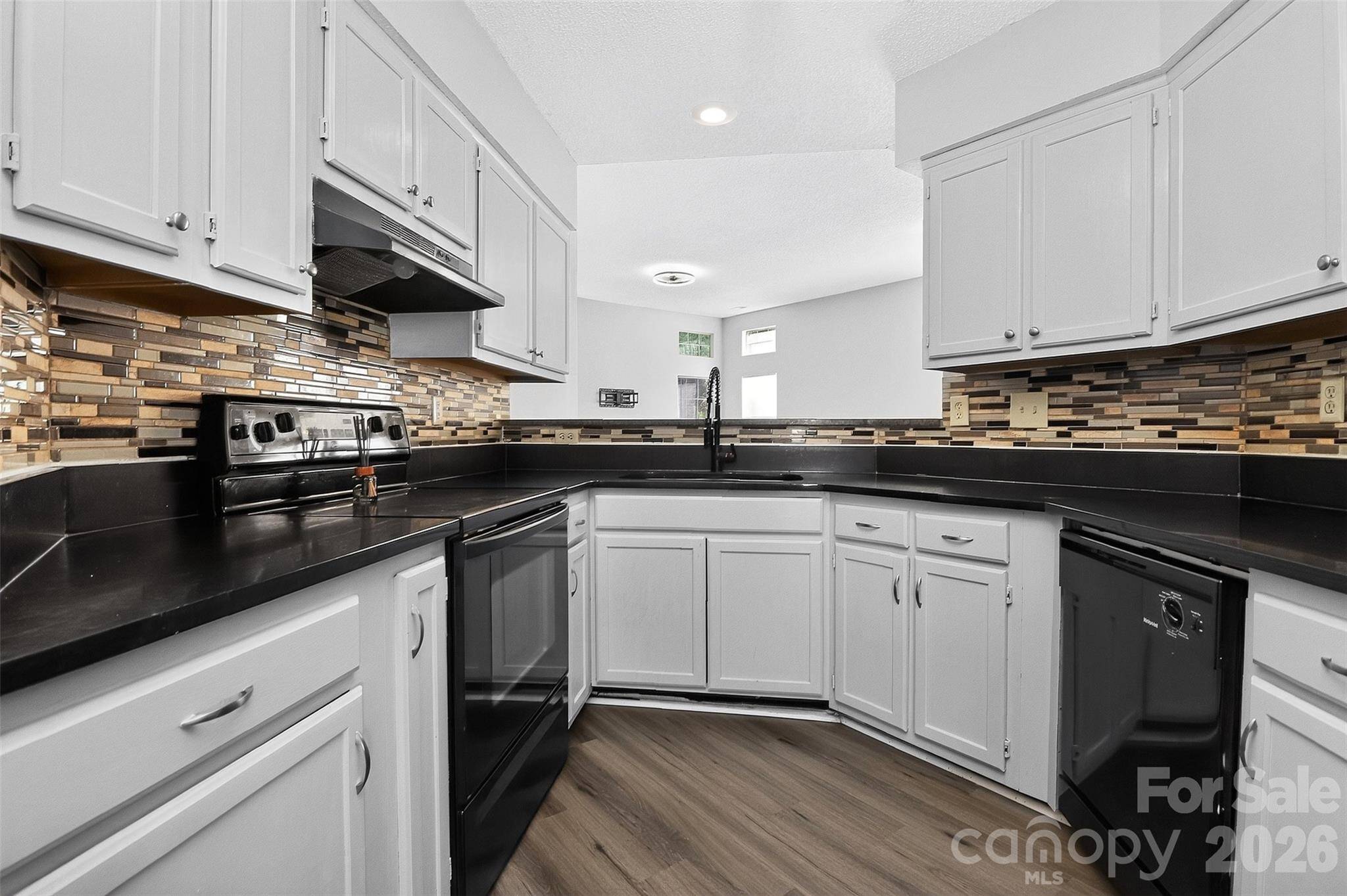 4807 Pennant PL, Charlotte, NC 28212