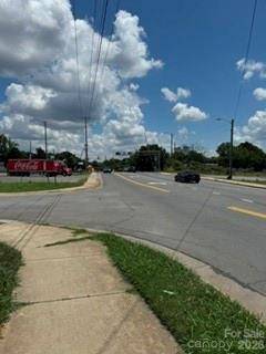 120 S Hoskins RD, Charlotte, NC 28208