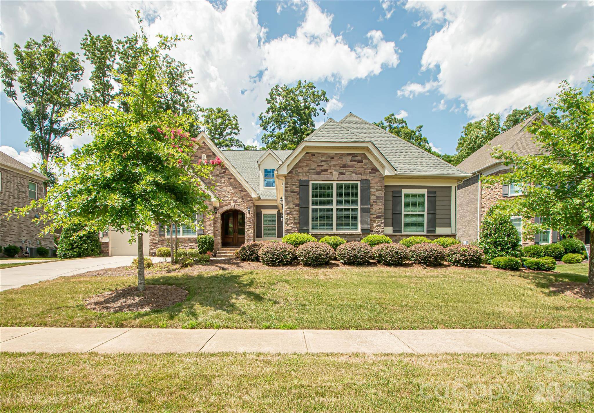 324 Eden Hollow LN, Weddington, NC 28104