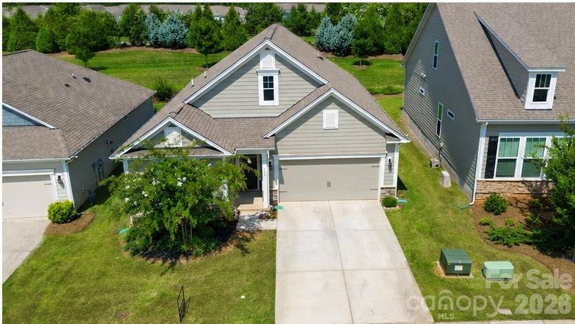 386 Secretariat DR, Iron Station, NC 28080