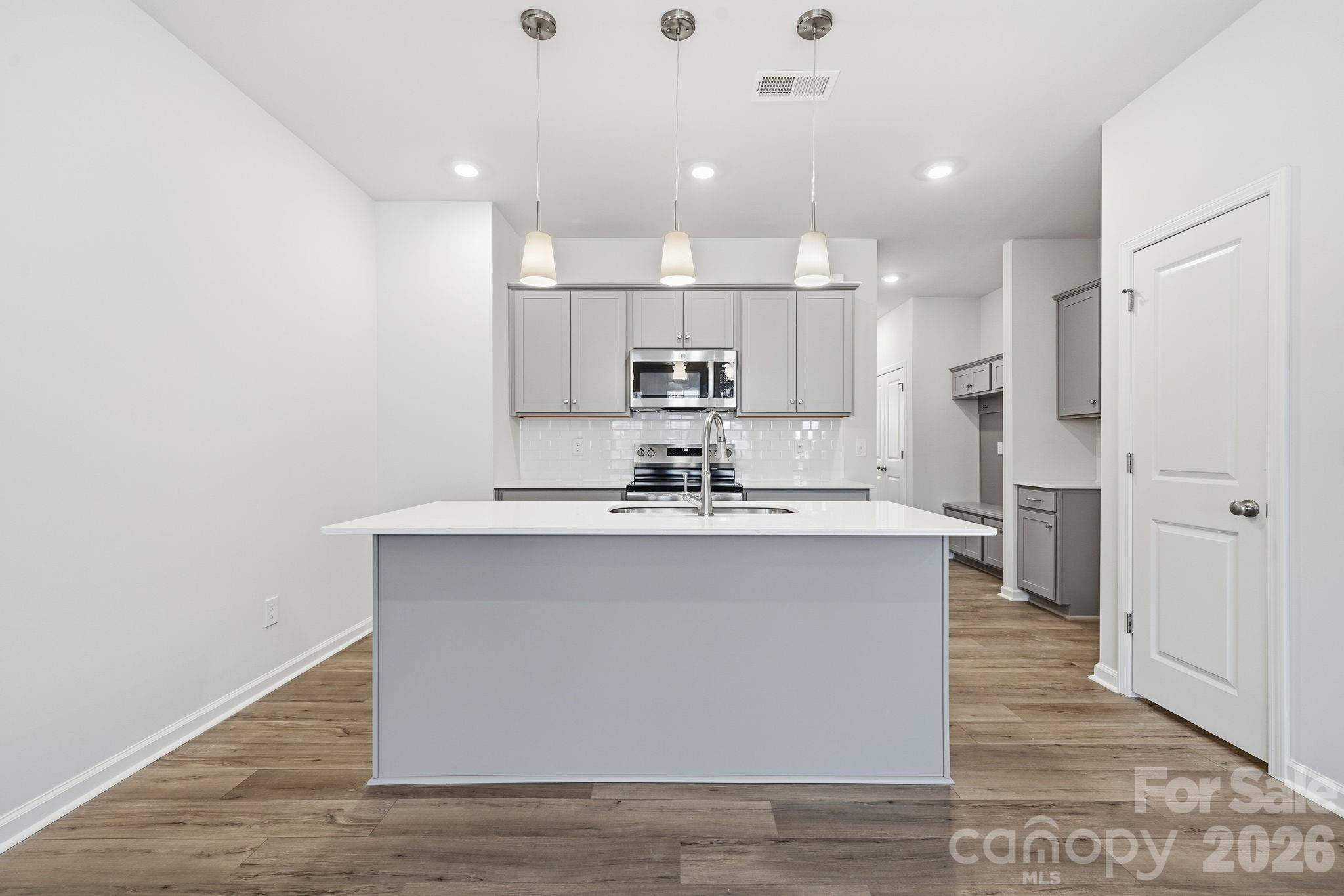 5114 Orchardview WAY, Charlotte, NC 28216