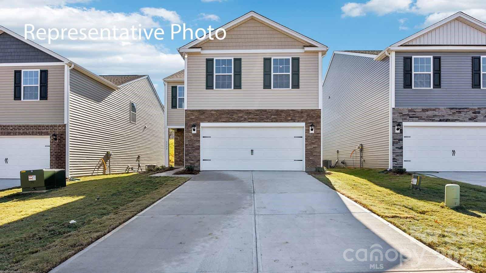672 13th Avenue DR NE, Hickory, NC 28601