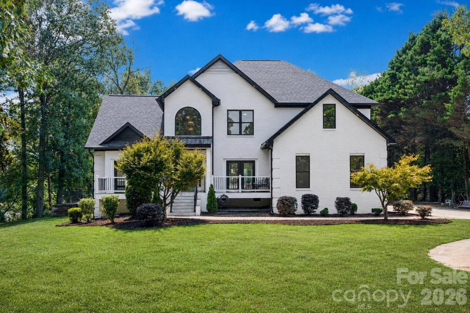 9827 Potter RD, Matthews, NC 28104