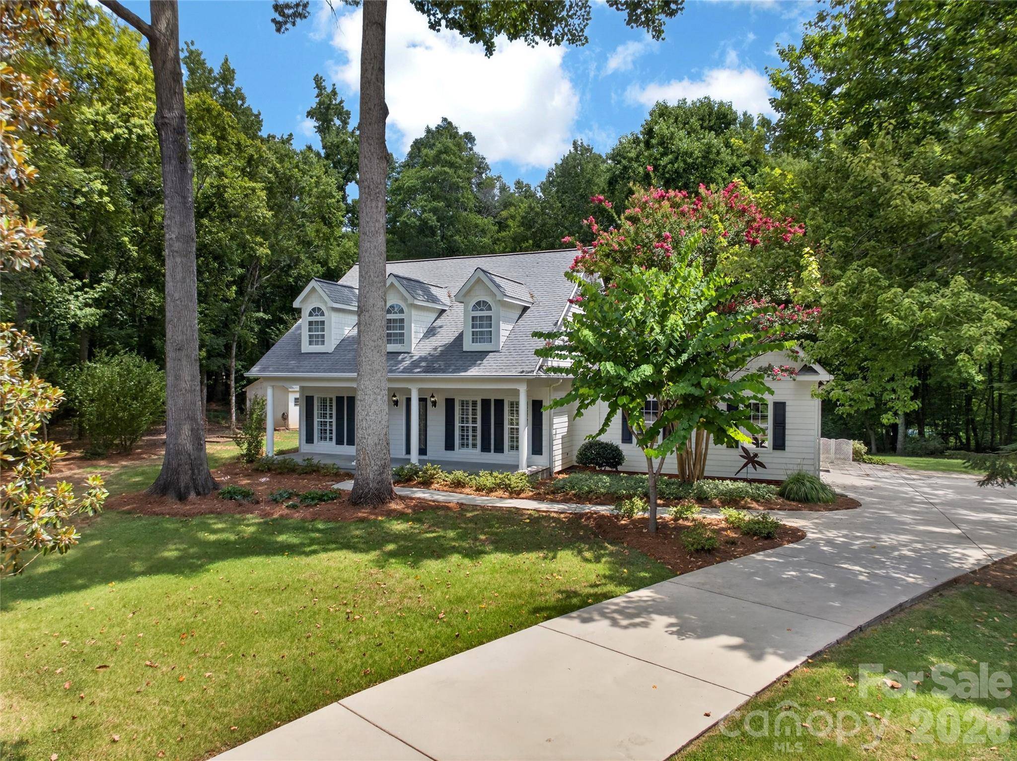 5300 Camilla LN, Waxhaw, NC 28173