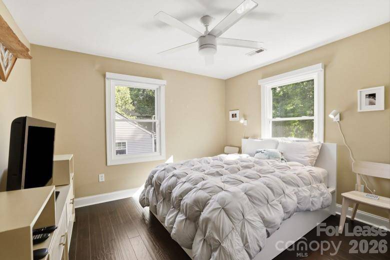 2508 Rozzelles Ferry RD, Charlotte, NC 28208